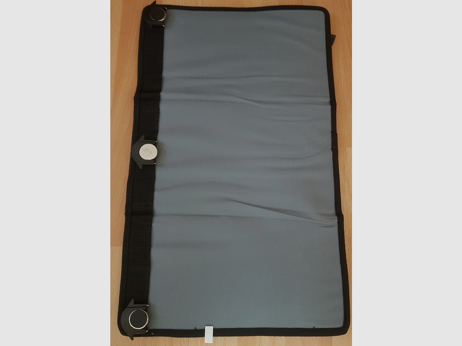 Lockdown; Large hanging organizer