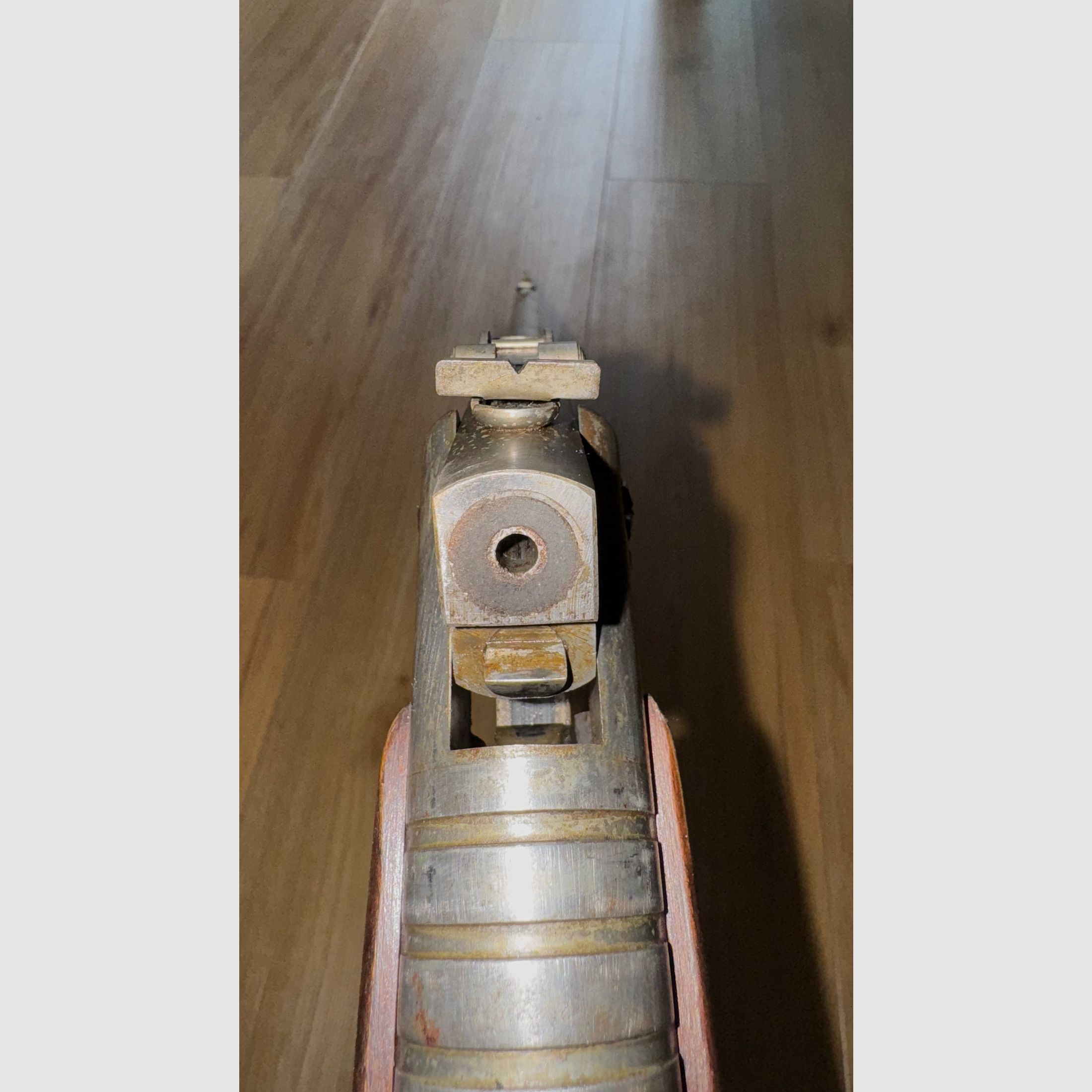 Offering air rifle Haenel Suhl model III-284 with renewed wear parts, such as spring, seals, trigger, etc.