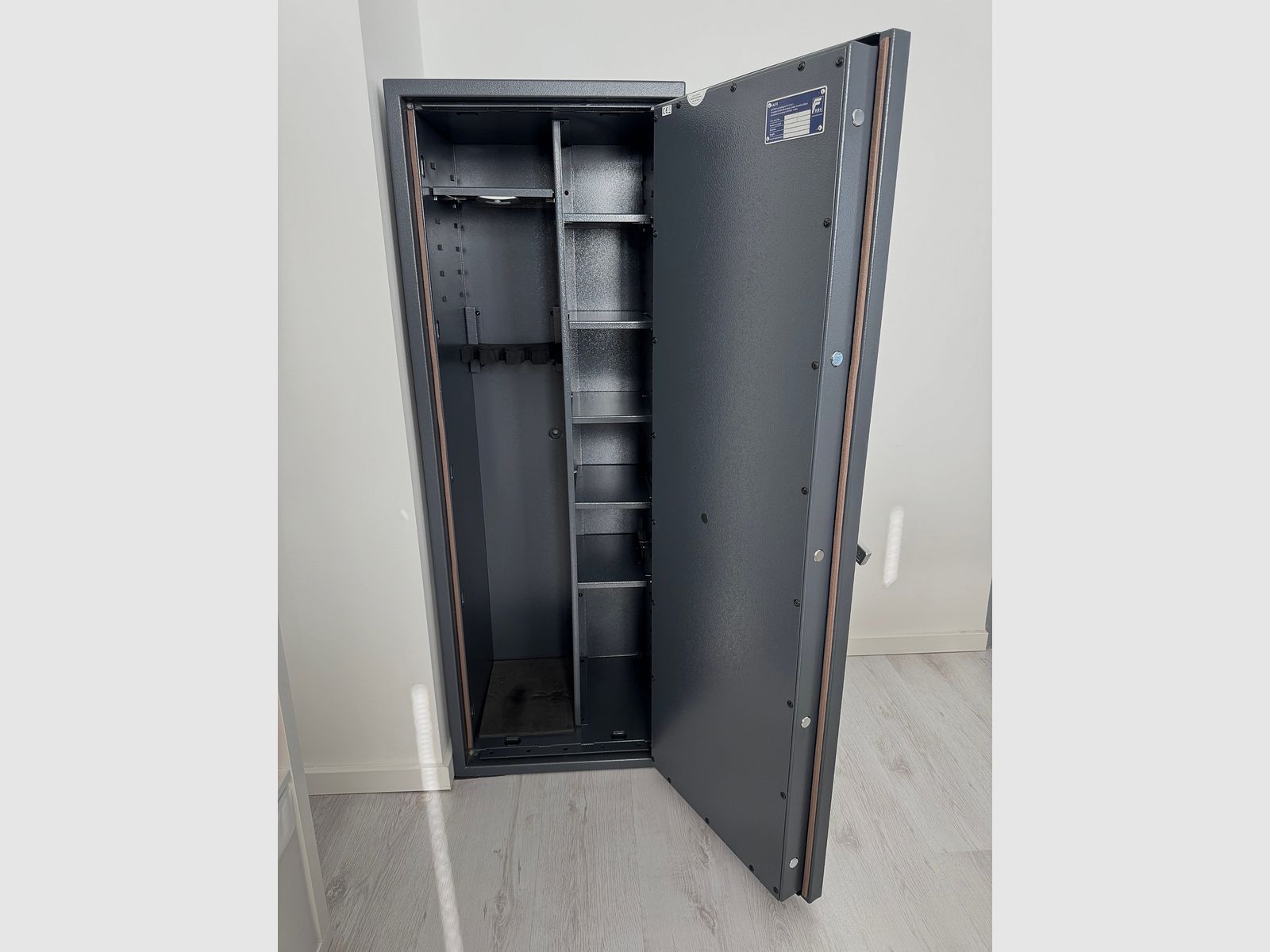 Coffre-fort Tresor Waffenschrank Gun Safe 1-4 Classe de combinaison 1 avec code mural combinaison B-30