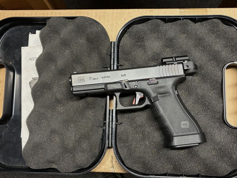 Glock 17 Gen4 Optik 9mm Luger