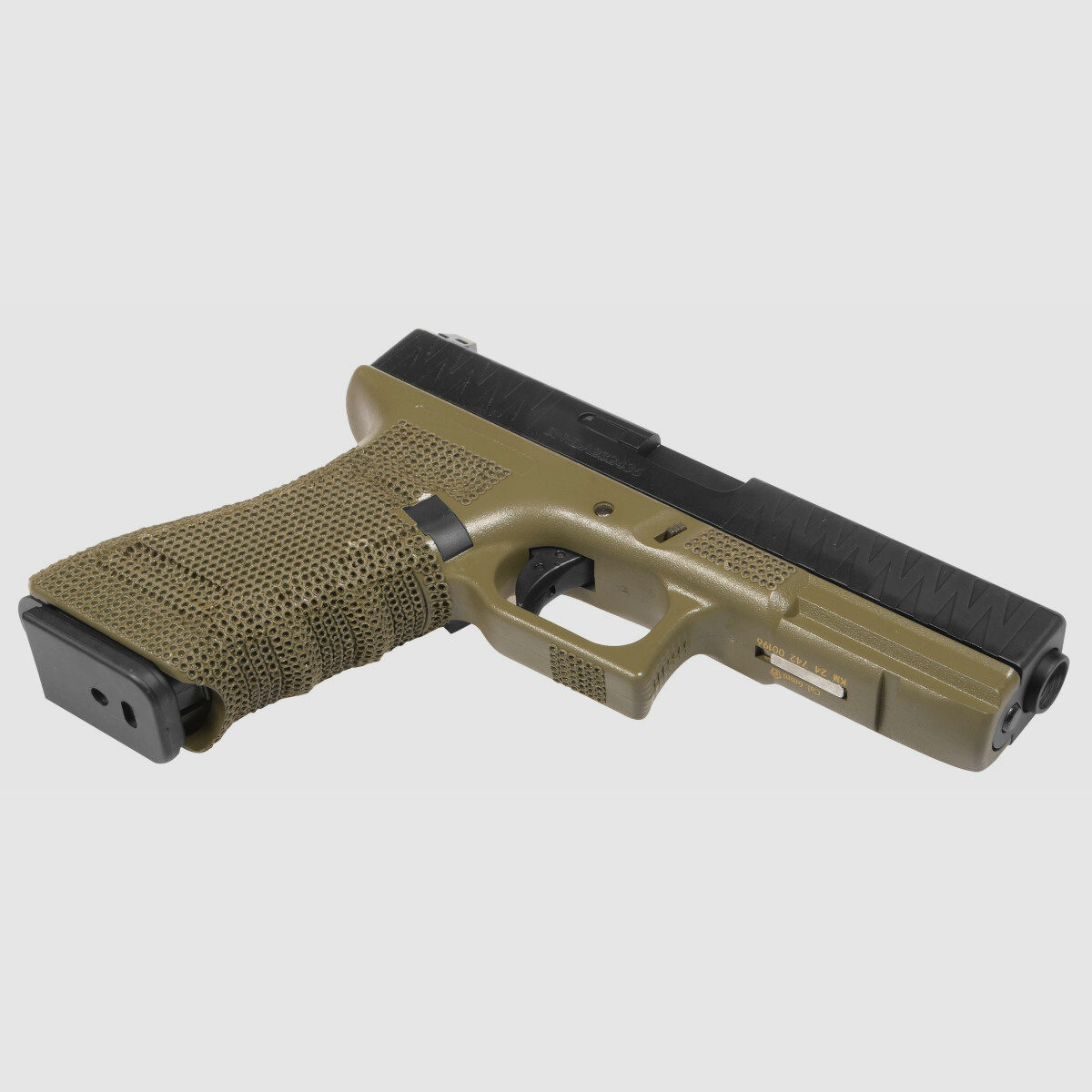 P05 GBB Airsoft Pistole in Oliv | Delta Armory