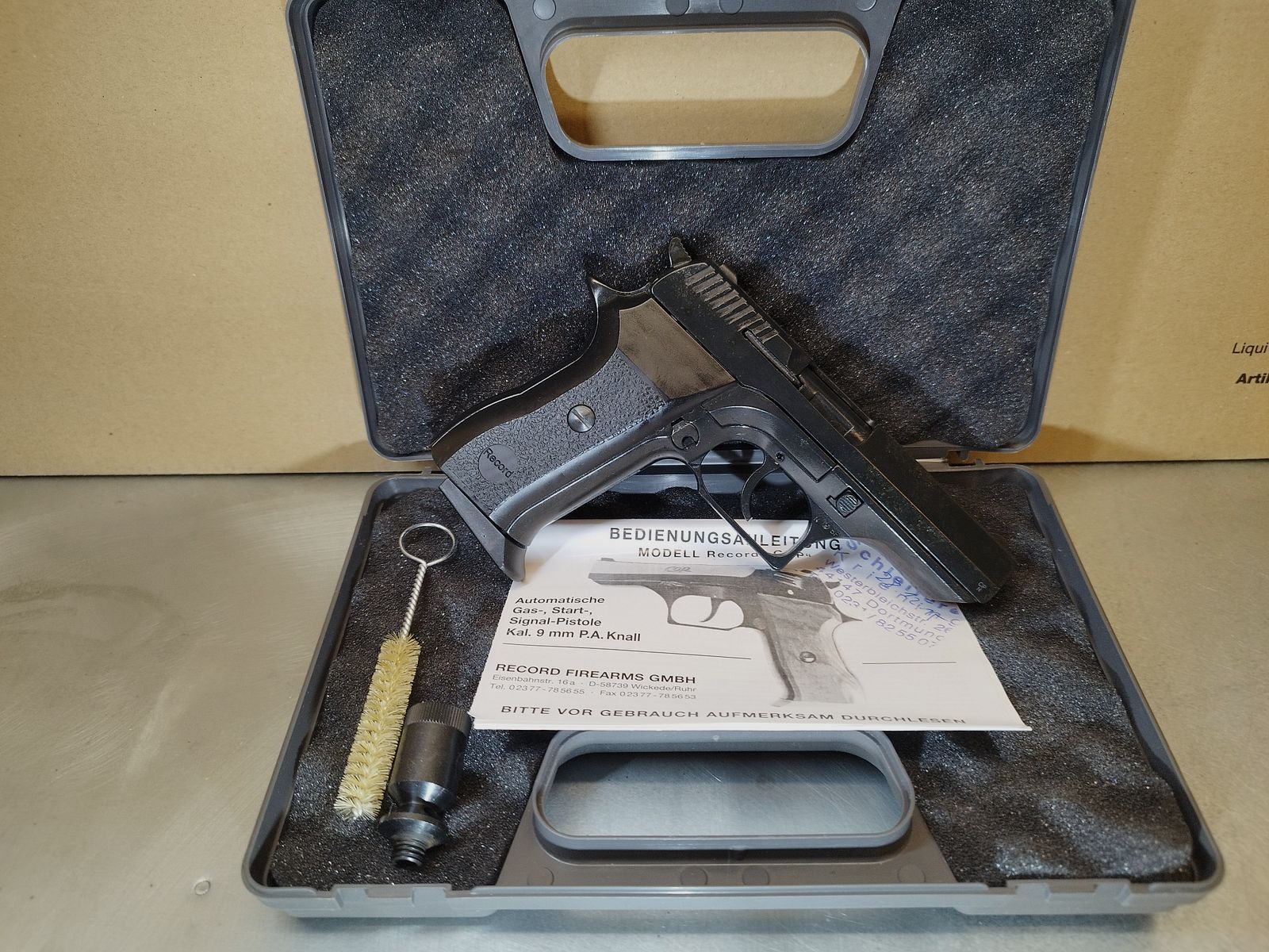 Rekord COP pistolet alarmowy 9 mm P.A.K w kolorze czarnym. Jak nowy - nowy!!