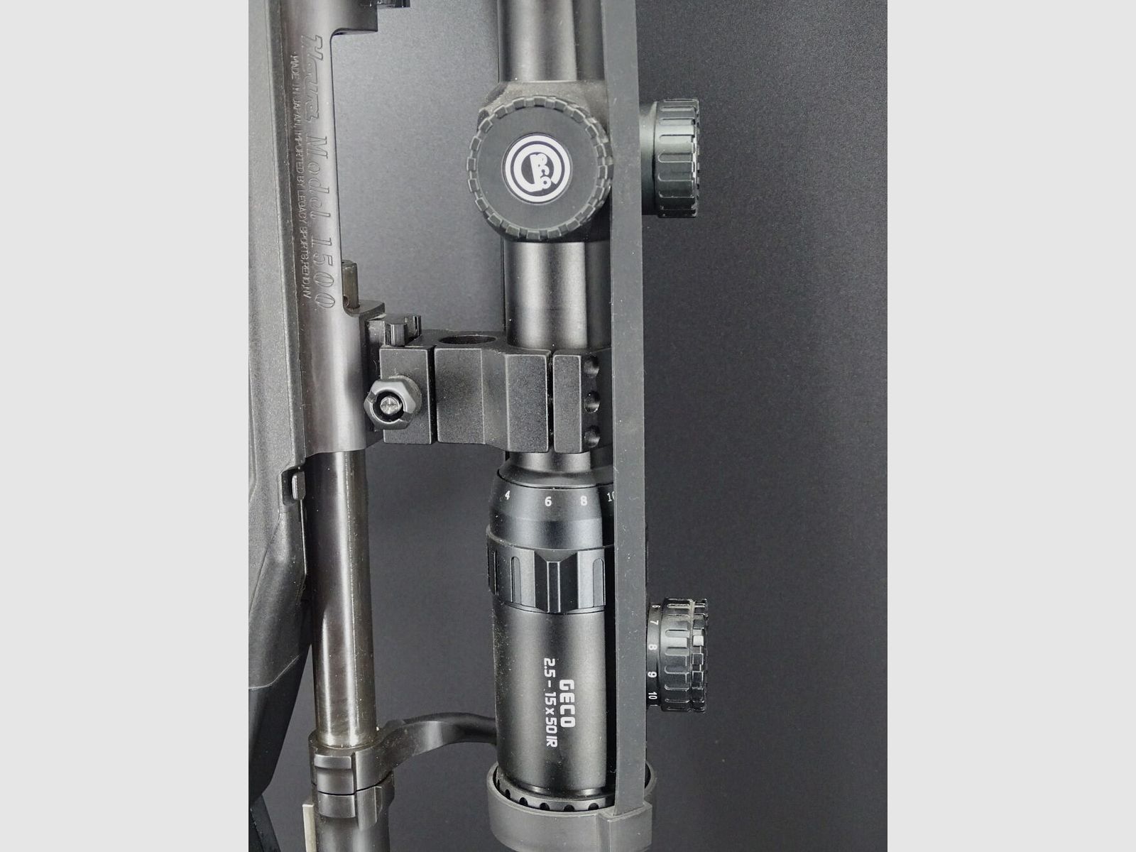 Howa 1500 Kaliber .223 Rem Geco 2,5-15x56 Leuchtabsehen 60 Parallaxe 1500 Baujahr 2017