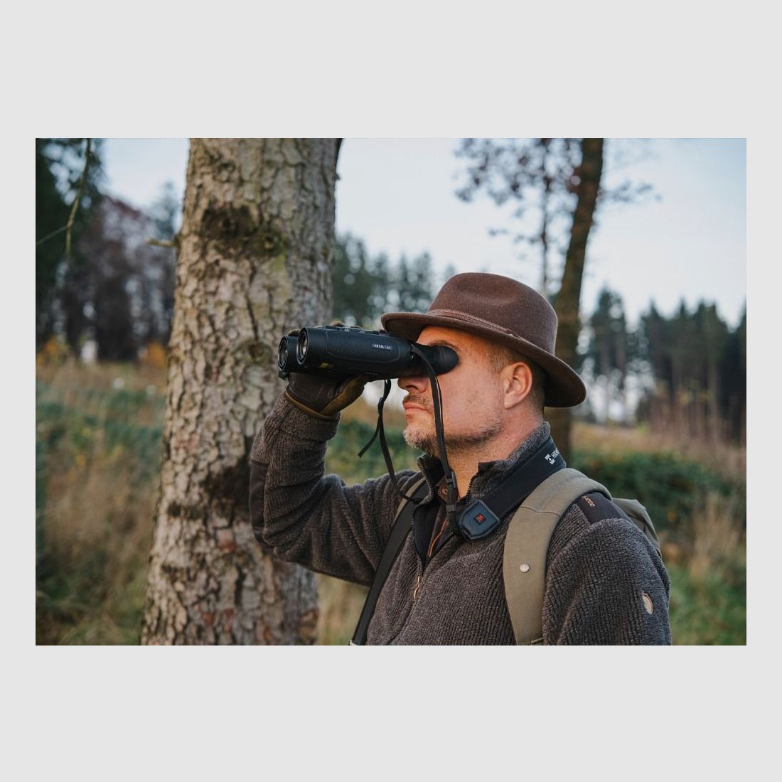 Hikmicro Thermal Imager Habrok 4K 2.0 HE25L Binocular Thermal & Optical Image, image 10 of 12