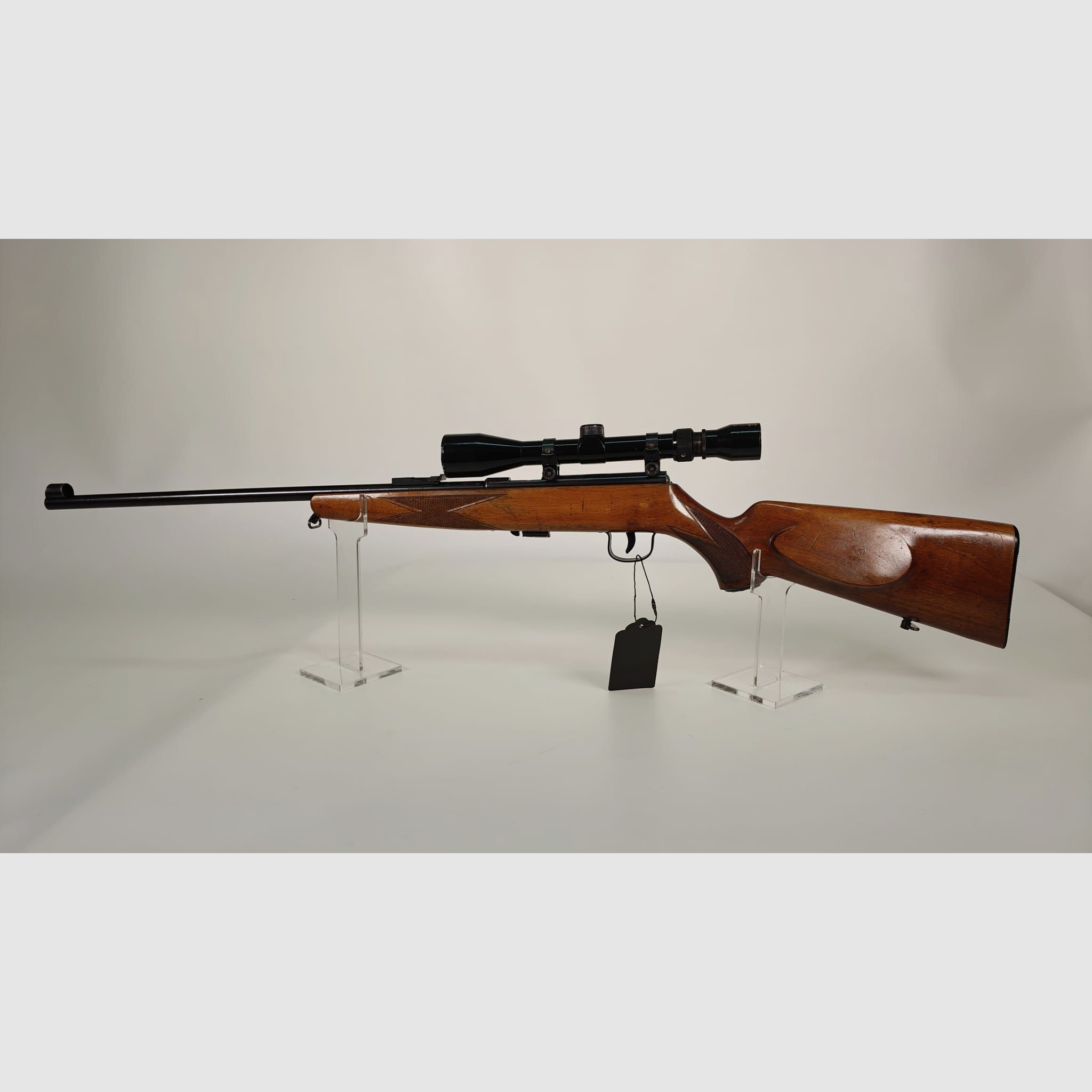 Voere carabine à répétition .22lr incl. Tasco 3-9x40
