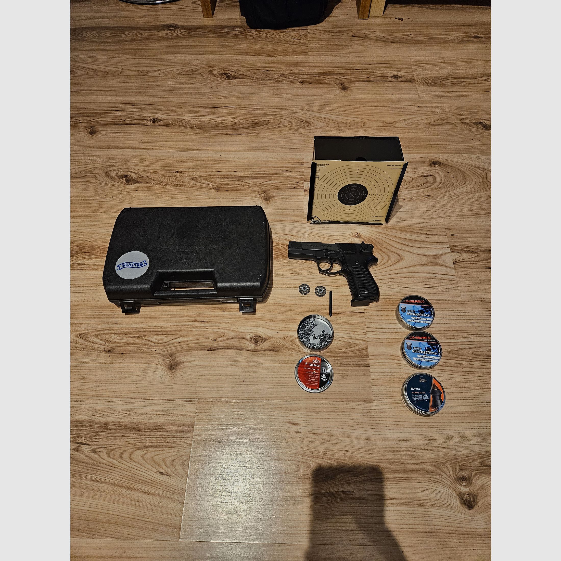 Walther CP 88 + munición + cápsulas de CO2 + caja de captura de balas + 2x cargadores