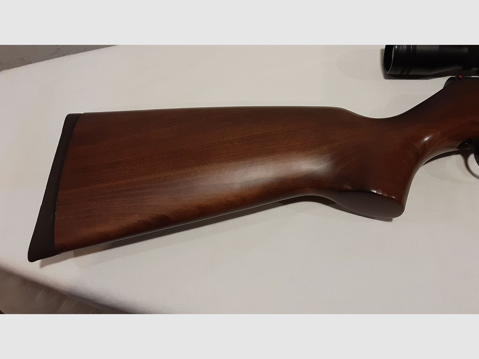 Rifle de aire Weihrauch HW35 de gran potencia y precisión para caza/deporte