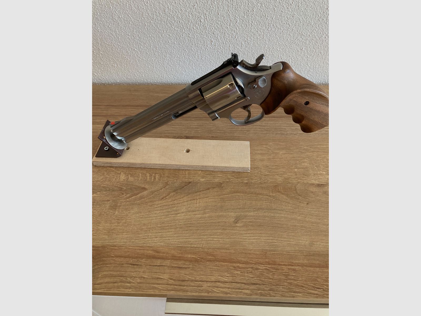 Smith & Wesson 357 Magnum, Bild 2 von 7