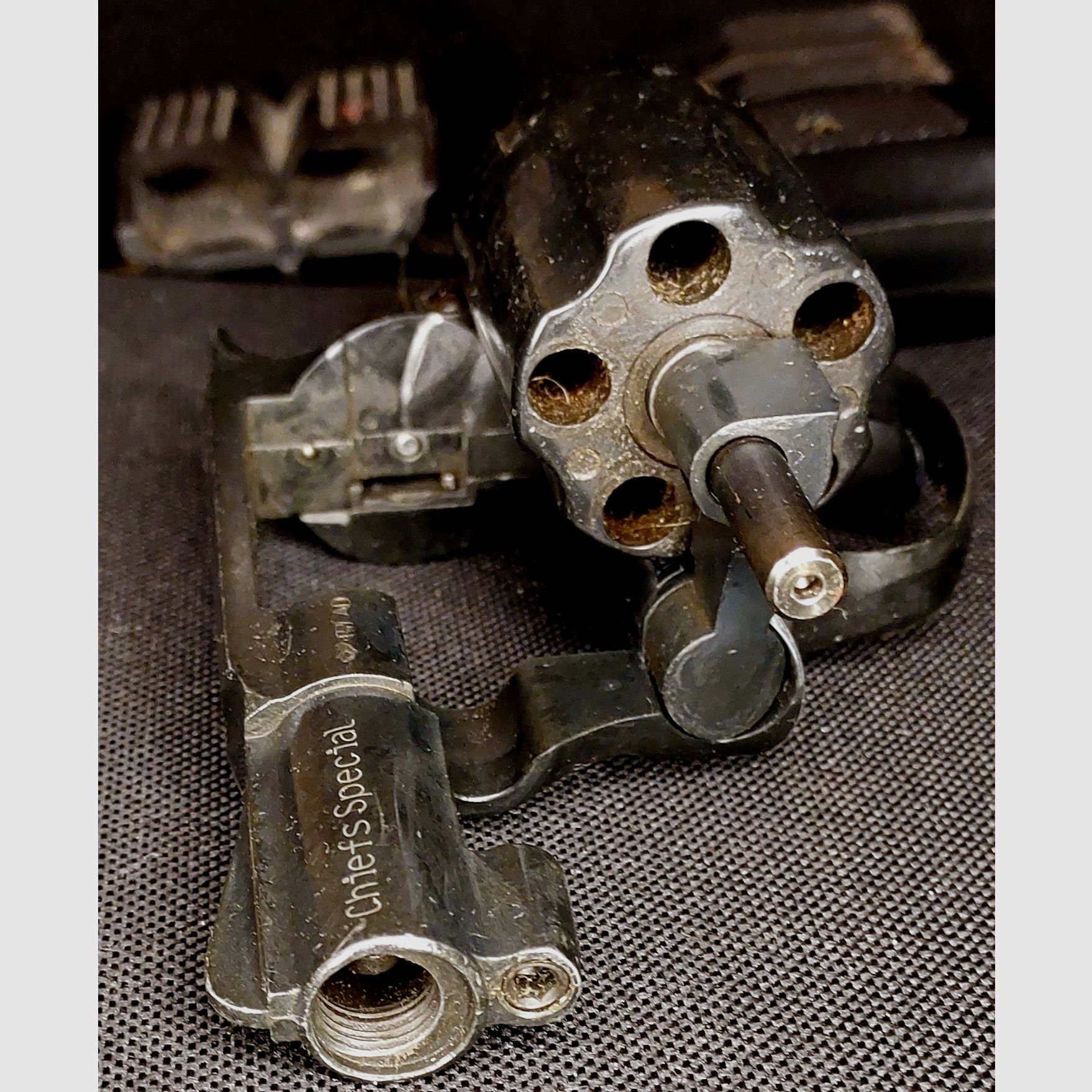 Smith & Wesson Chiefs Special blank firing revolver caliber 9mm R.K. black (PTB 794)