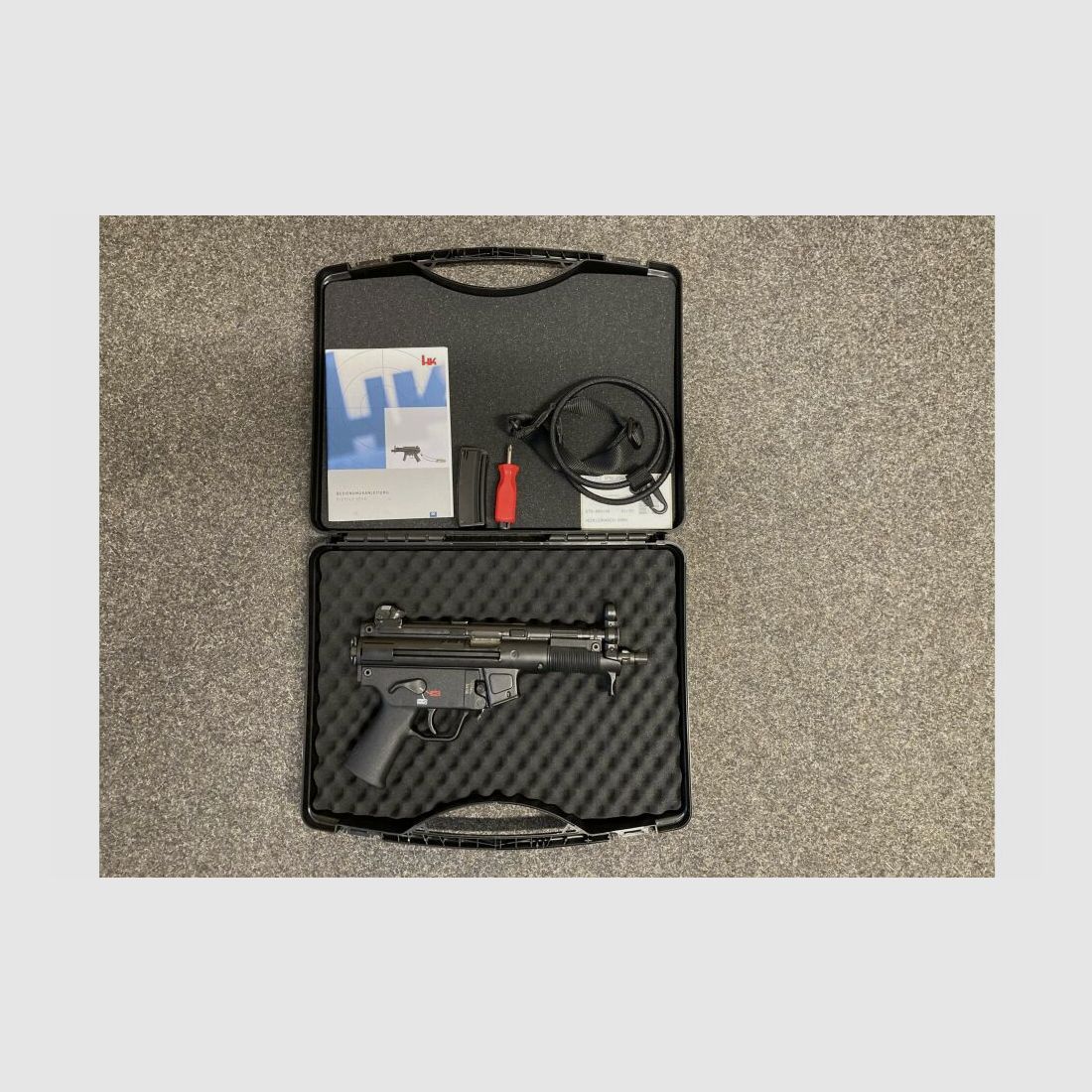 Heckler&Koch SP5K PDW pistola 9 mm Luger.