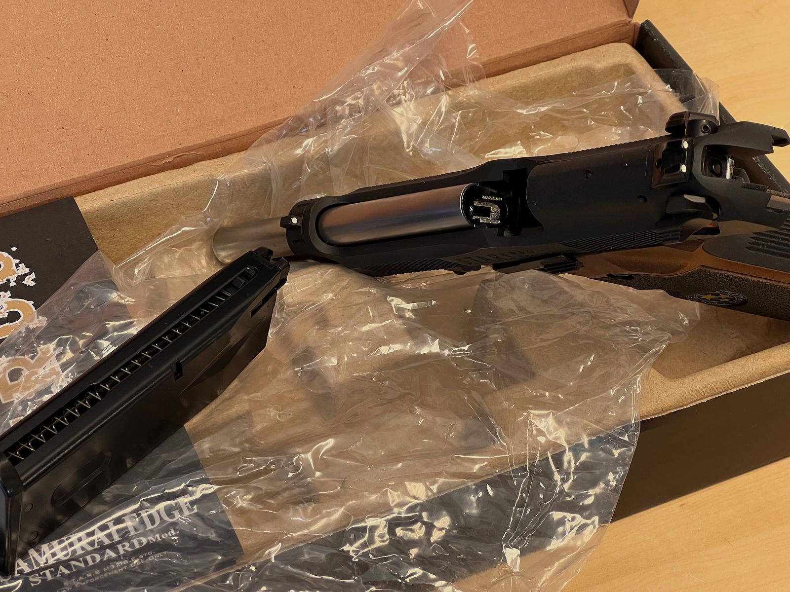 WE Socom Gear Samurai Resident Evil Full Metal GBB 6mm Black