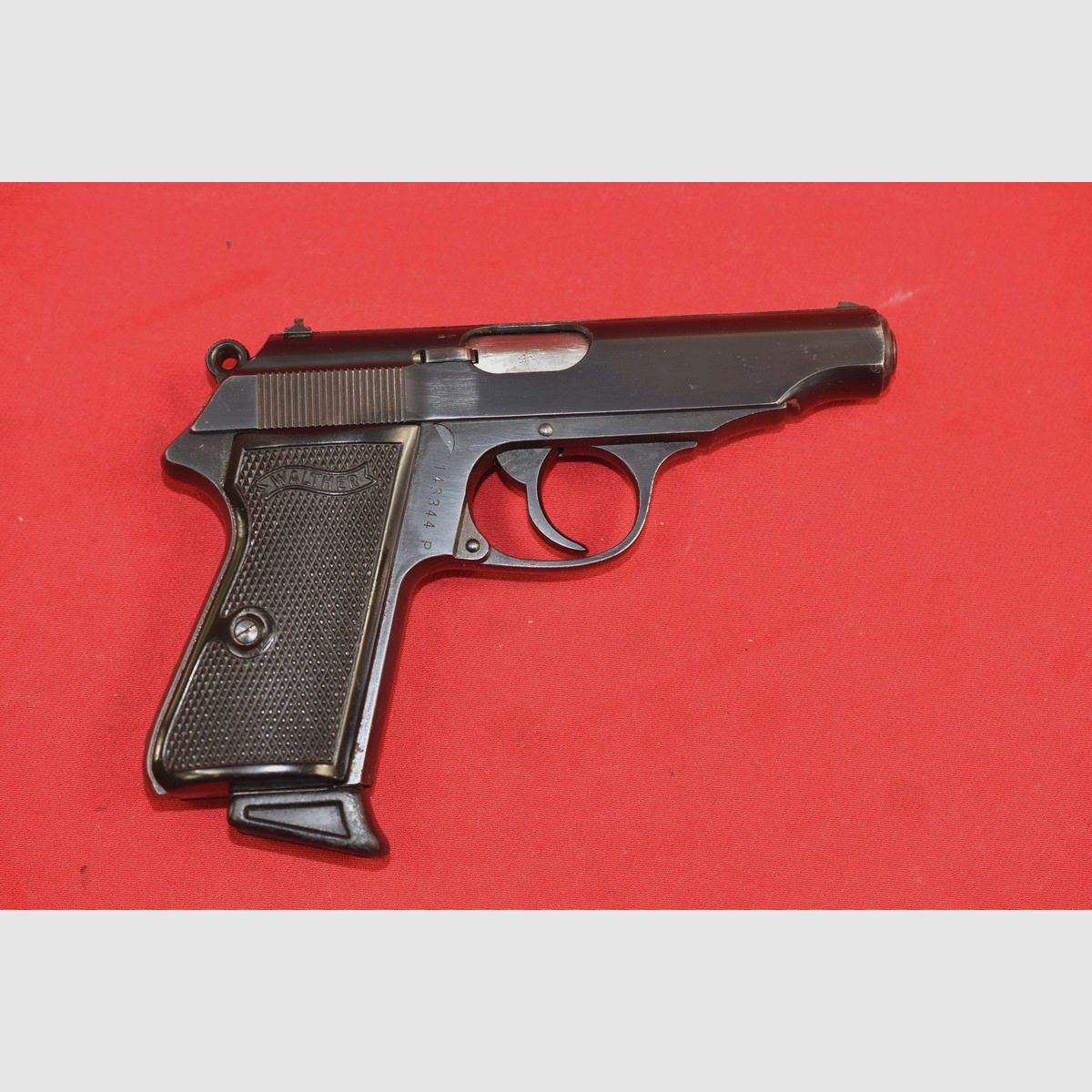 #8051 Pistolet WALTHER PP, année 1938, cal. .22 LR, image 2 sur 17
