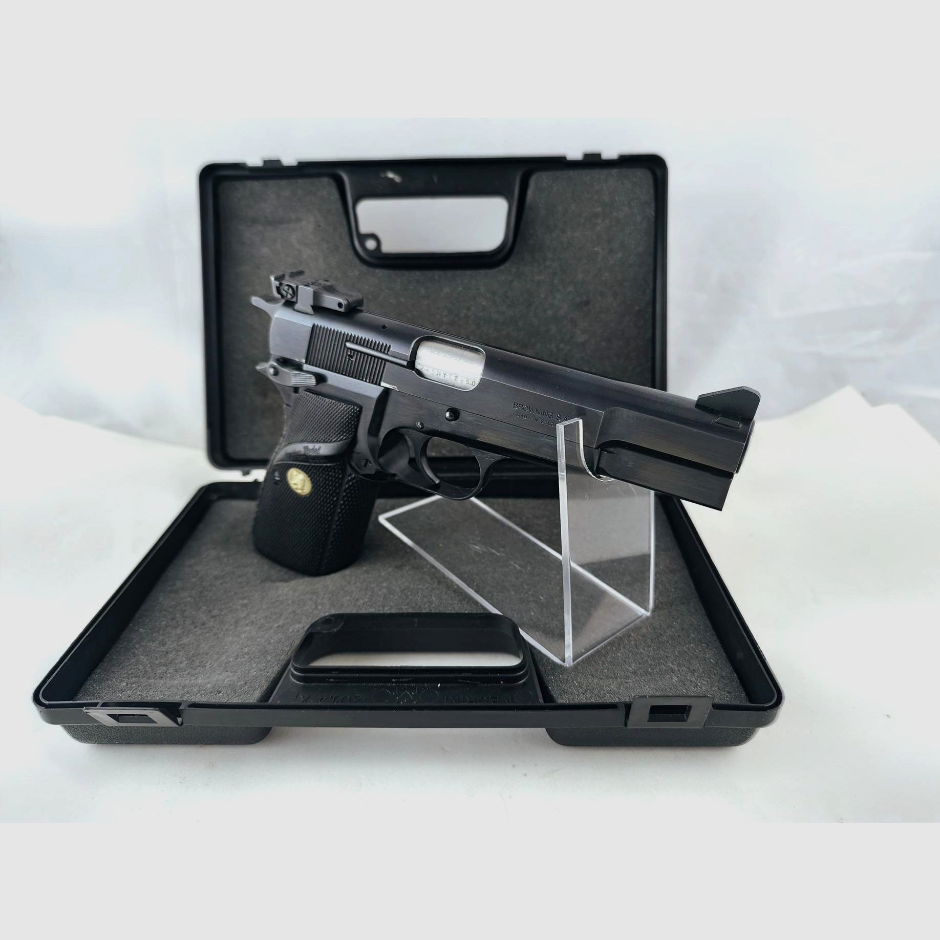 Pistola Browning FN HP cal. 9mmP, imagen 1 de 6