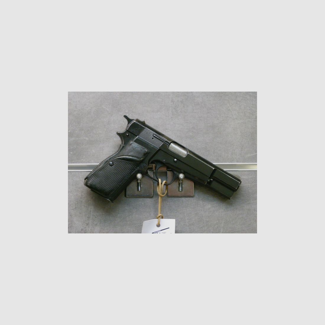 Pistola F.N.