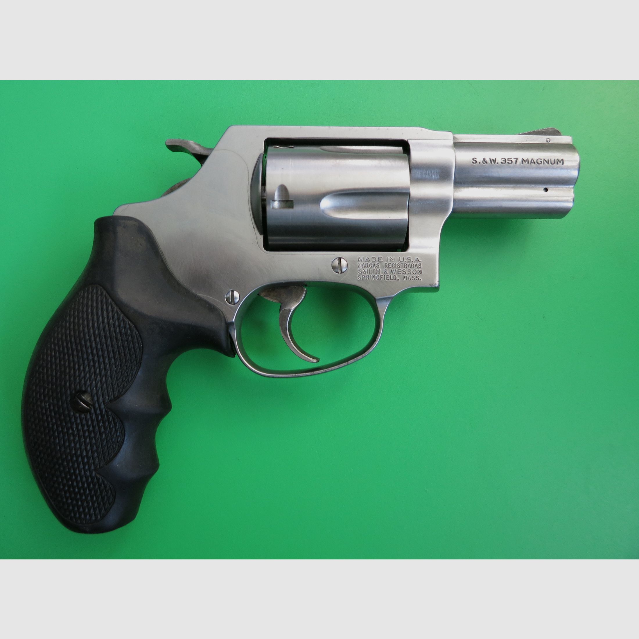 Revolver Smith&Wesson Mod. 60-90, .357 Magnum, 2,15" Lauf, stainless "Lady Smith"   #81