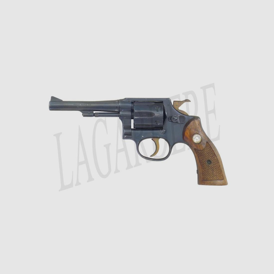 TAURUS (REVOLVER KLEIN Kaliber)