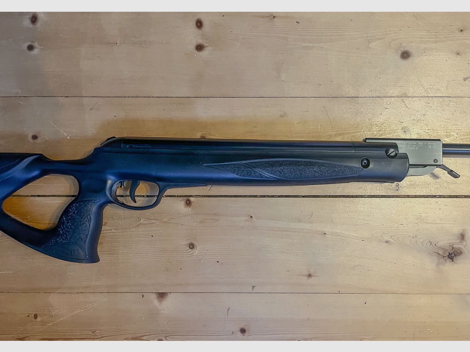 Rifle de aire Walther Century Varmint 4,5 mm Diabolo con culata de plástico