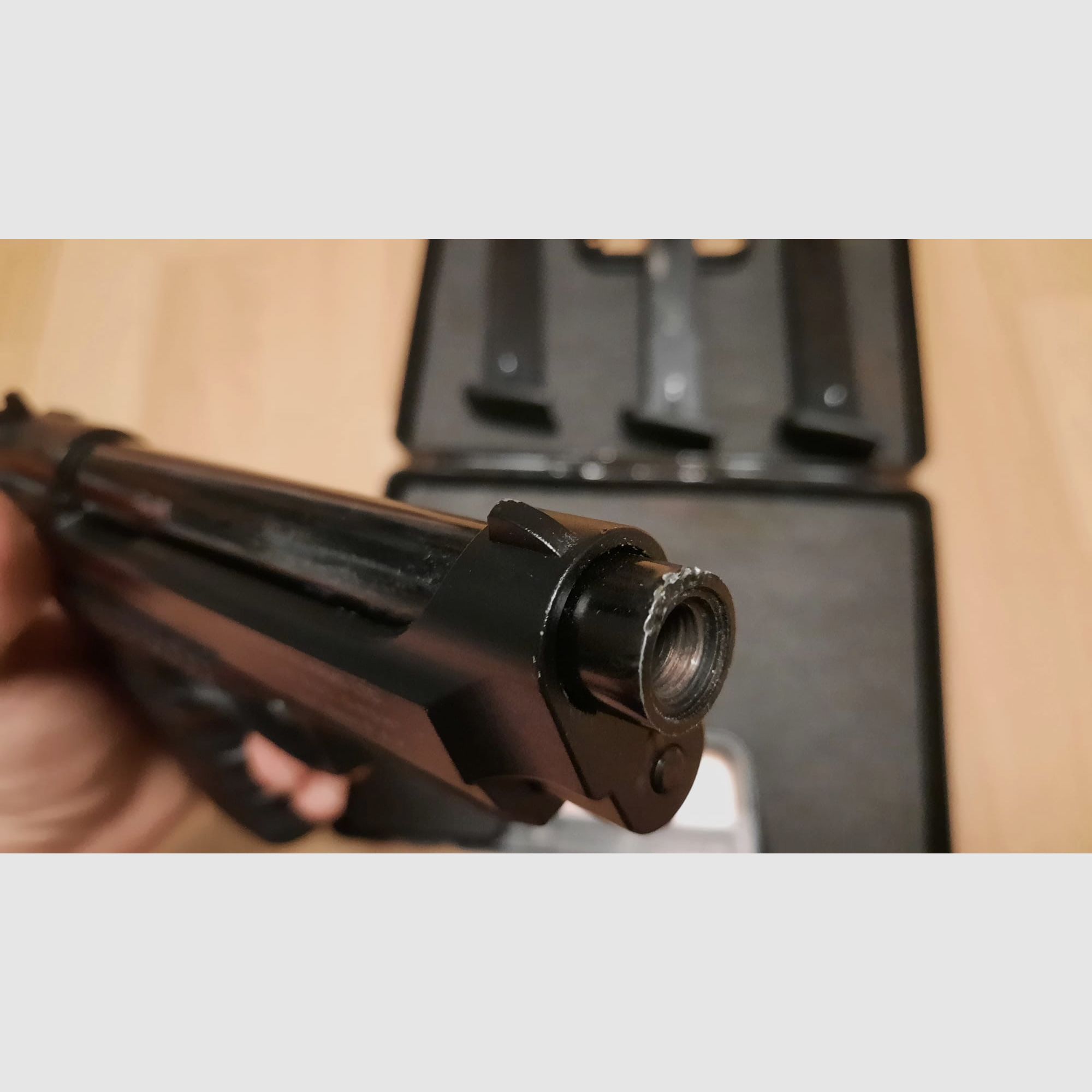 Zoraki 918 Schreckschusspistole Schwarz 9mm P.A.K. mit 2 extra Magazinen