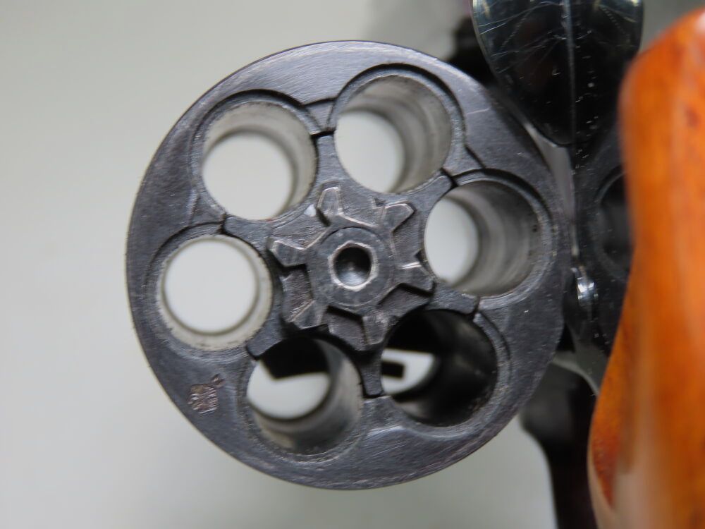 Dan Wesson in 6 und 4 Zoll!