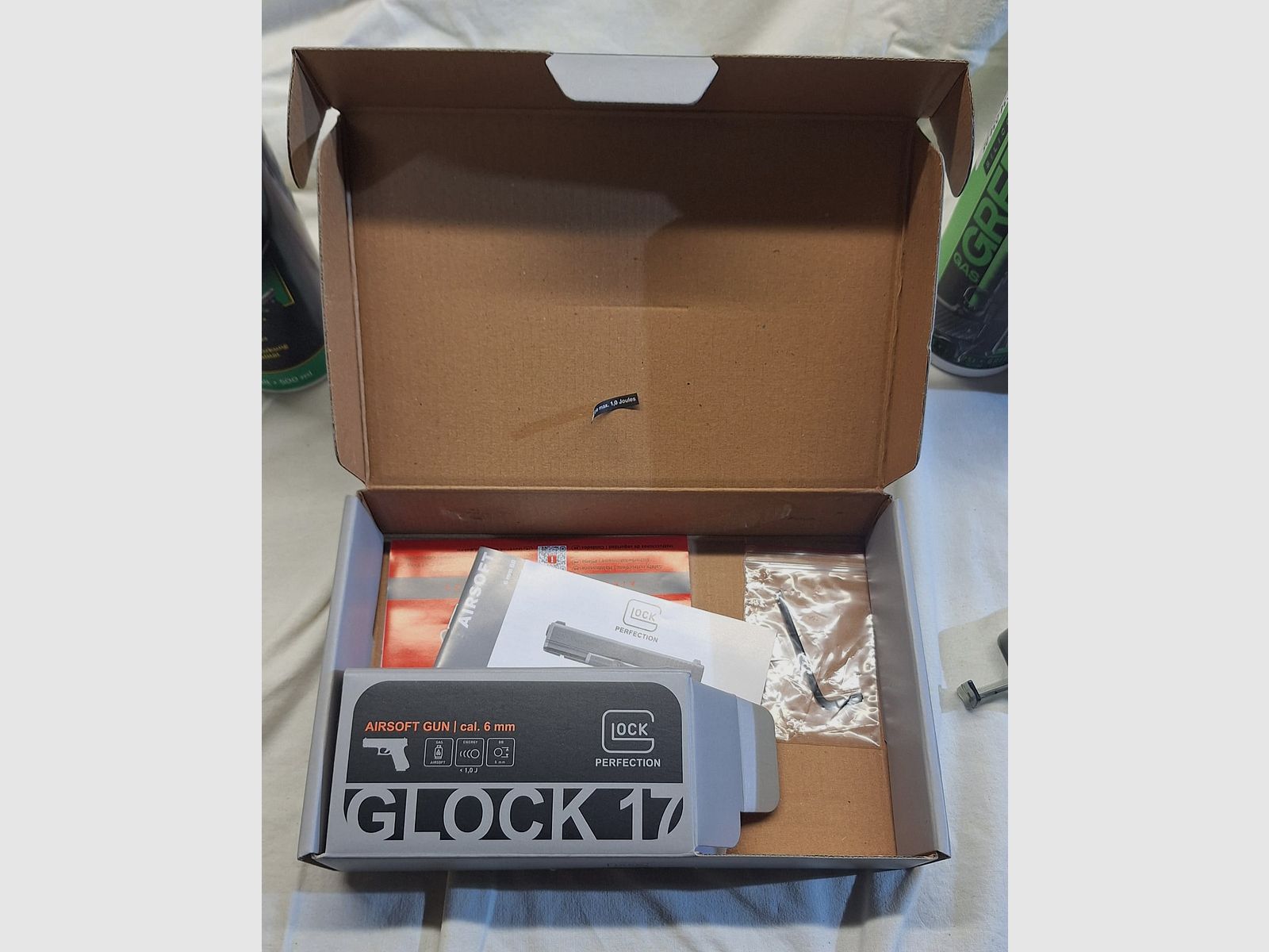 Umarex Glock 17 Gen5 in kaliber 6 mm BB airsoft CO2-blowback met veel accessoires, afbeelding 8 van 10