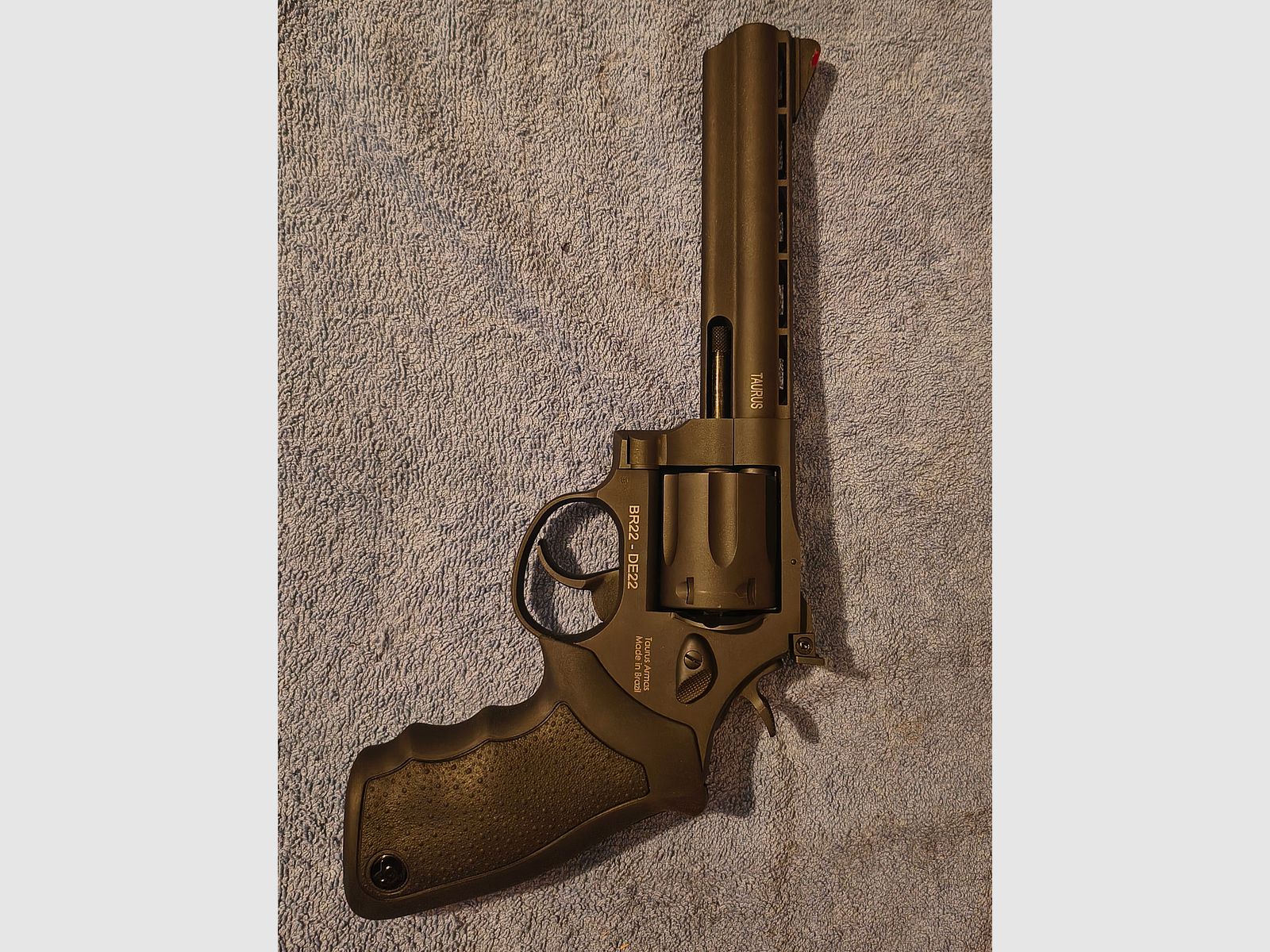 Taurus 689, 357 Mag, 6 Zoll