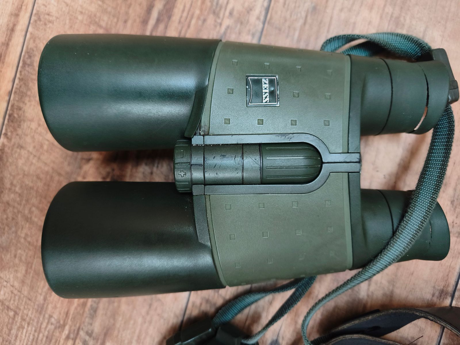 Purchase request: Zeiss binoculars 10x56 B T P