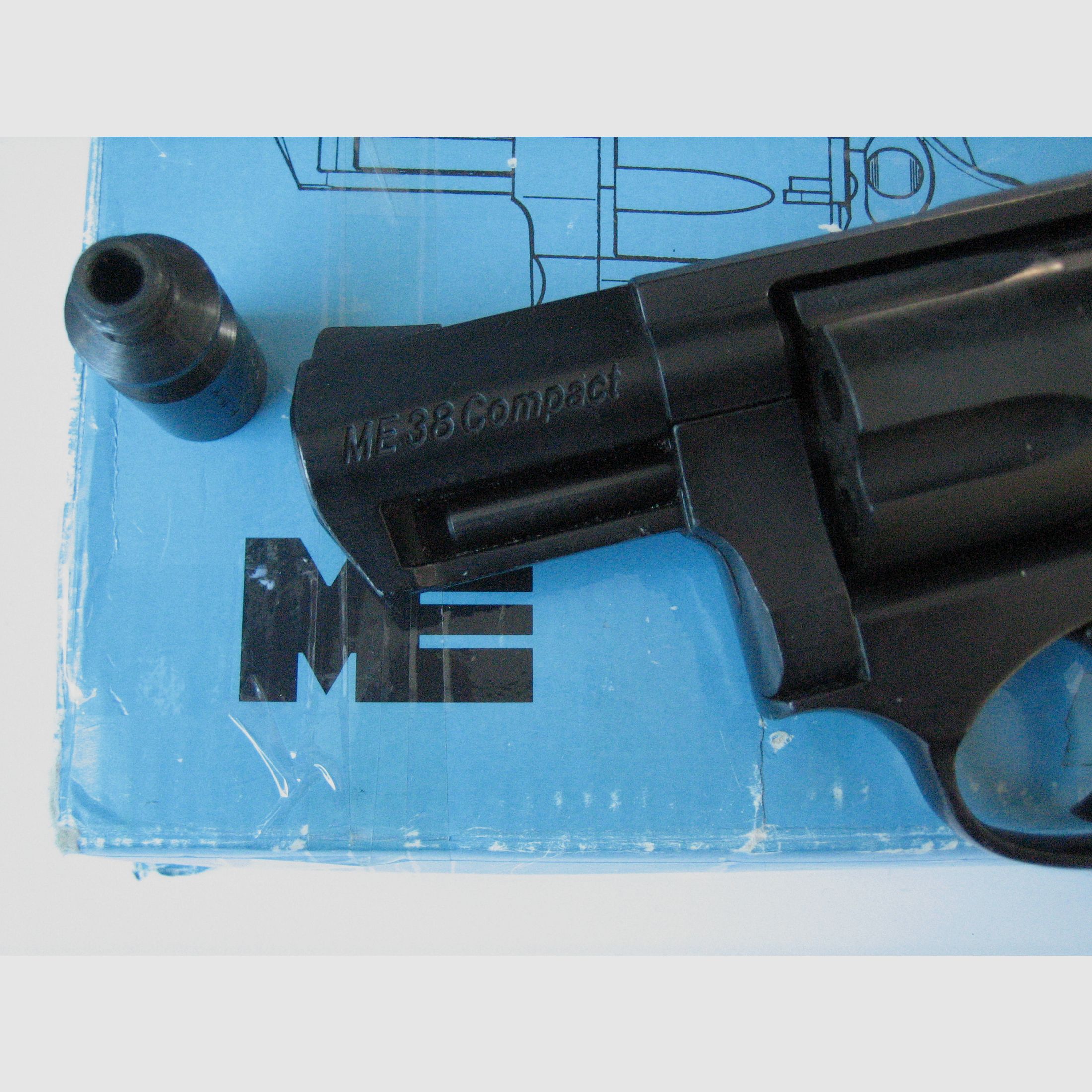 ME38 Compact Schreckschussrevolver Kaliber 9 mm R.K. brüniert Holzoptik Schreckschuss 