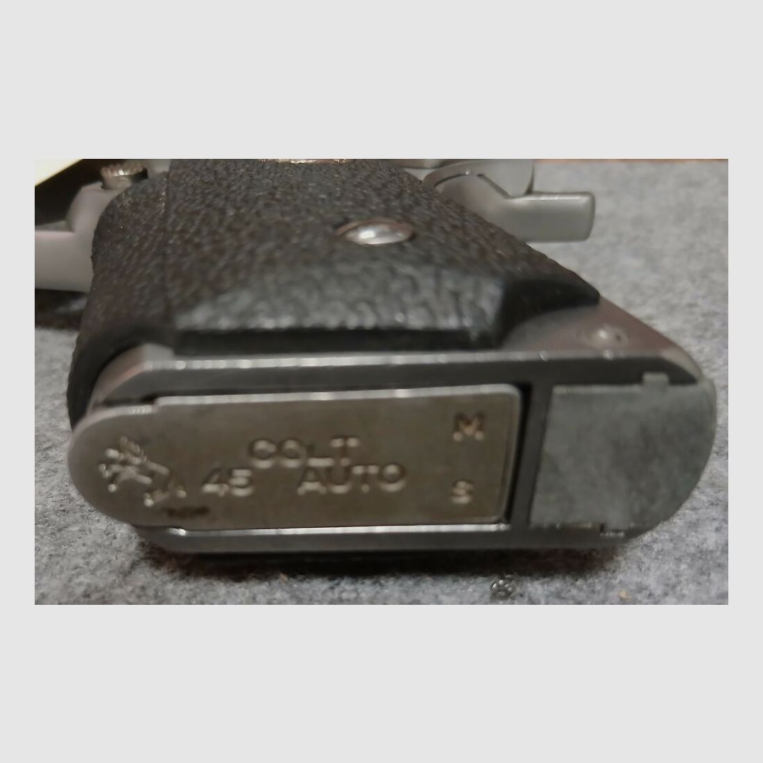 Colt MK IV Series 80 Officer's