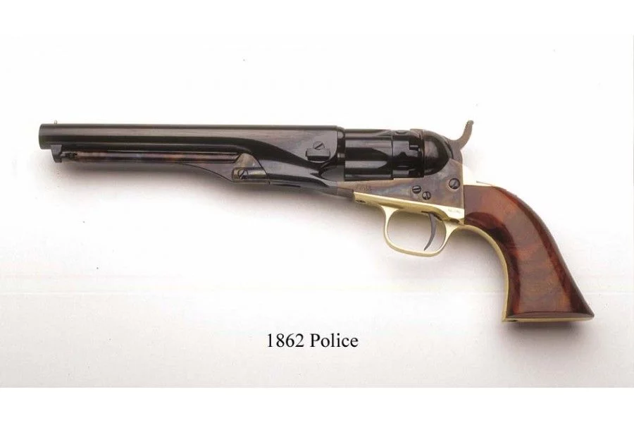 Rewolwer czarnoprochowy Uberti 1862 Police 4,5 cala kaliber .36 0072 (BCRU/1862 POLICE 36 4,5), zdjęcie 2 z 2