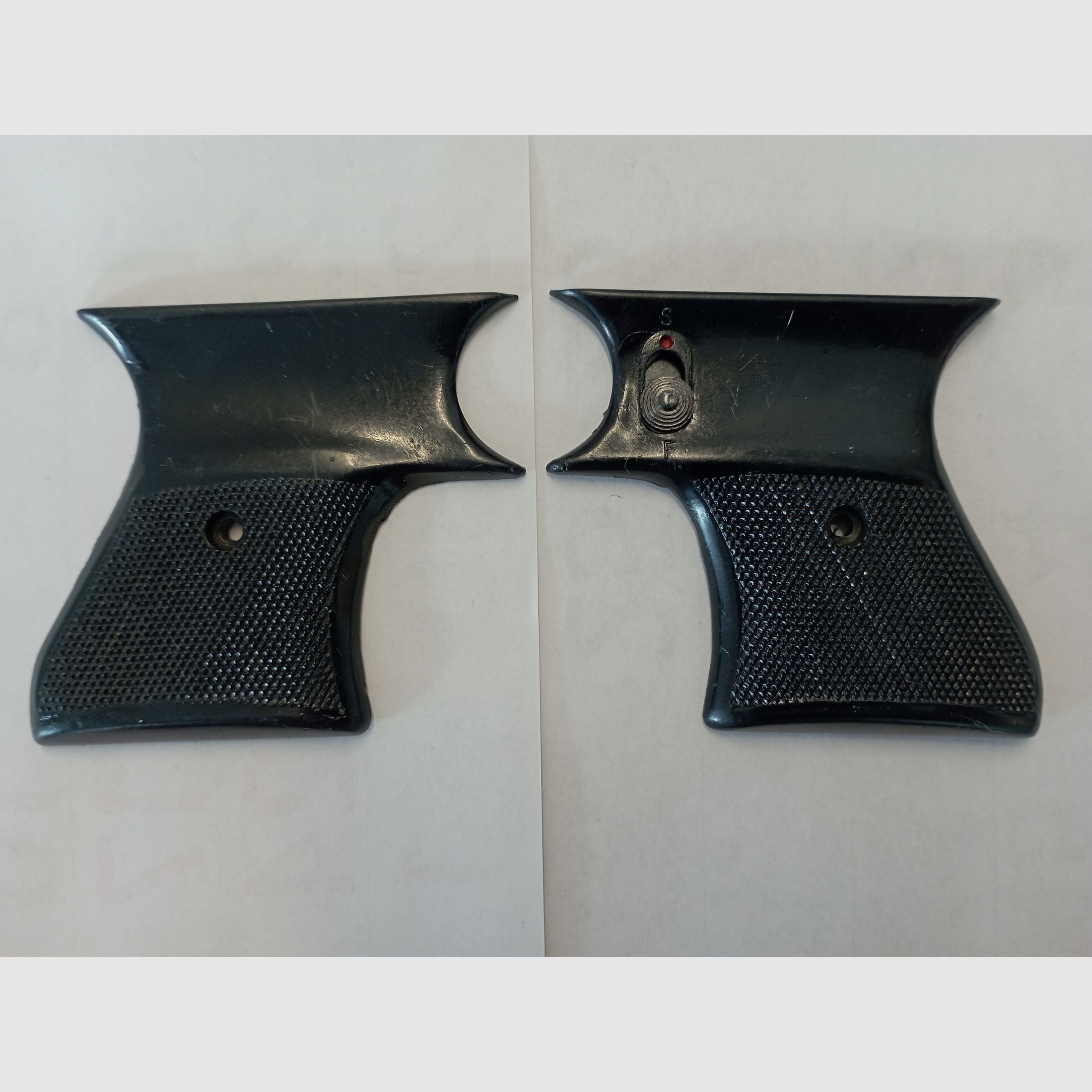 Grip shells for EM-GE Mod. 320 J