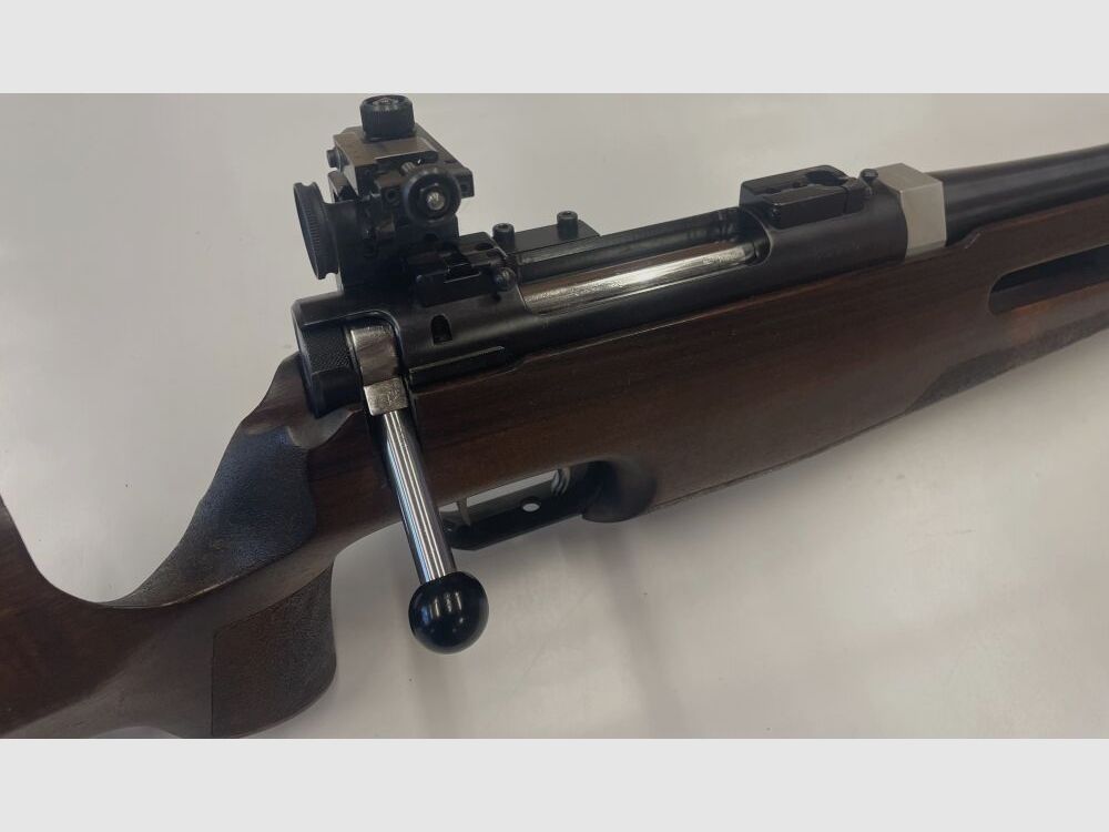 Grünig & Elmiger Calcio Sinistro