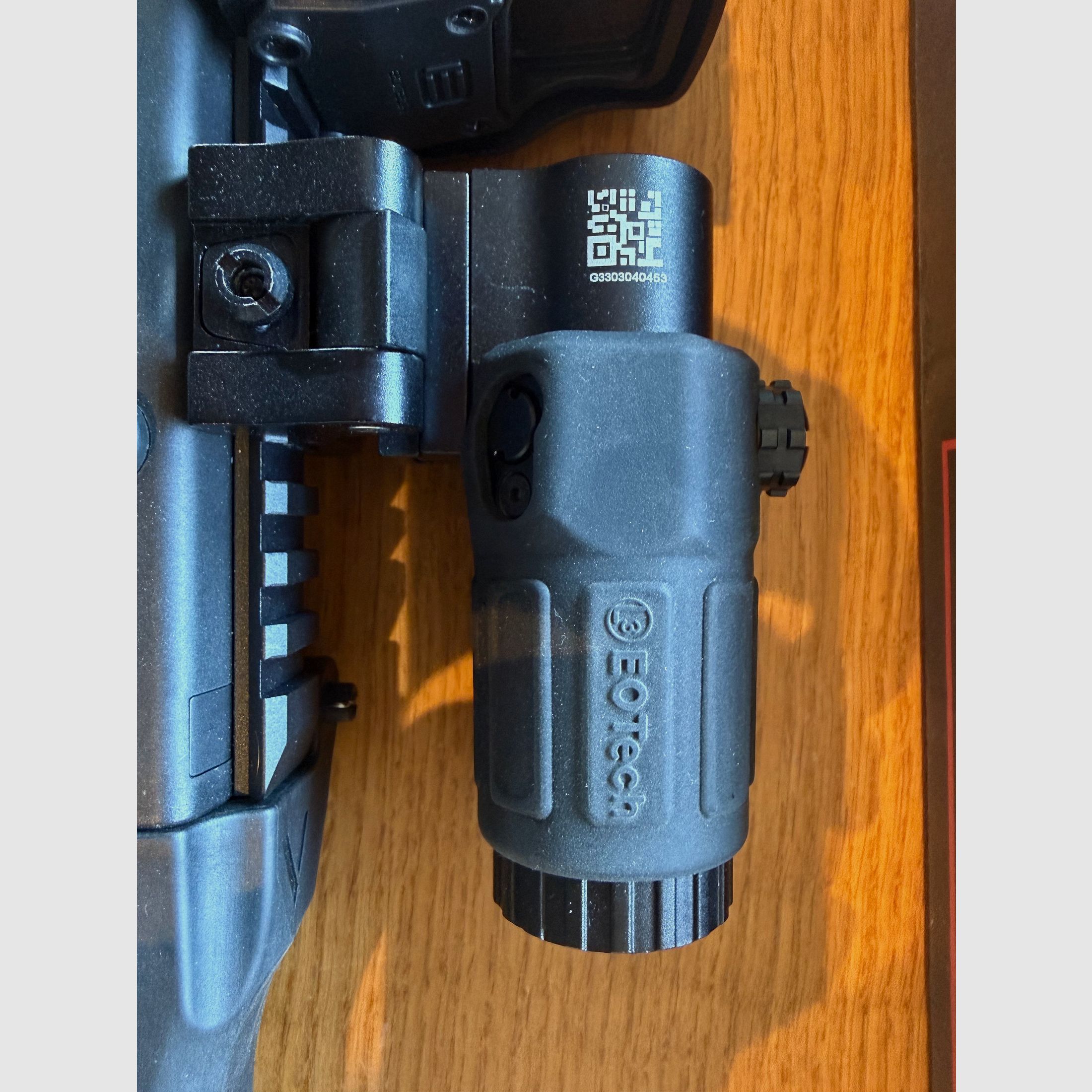 Krytac Kriss Vector Airsoft S-AEG (schwarz) + Ausrüstung