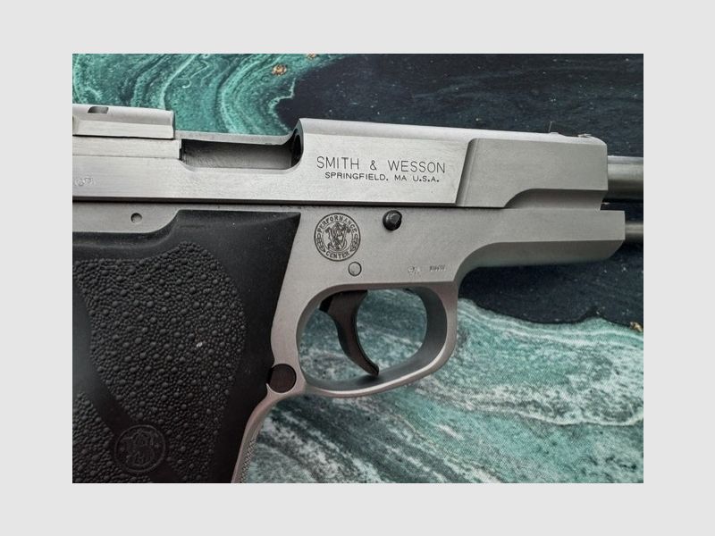 Pistole Smith & Wesson Mod 845 Target Champion Kal. .45 ACP