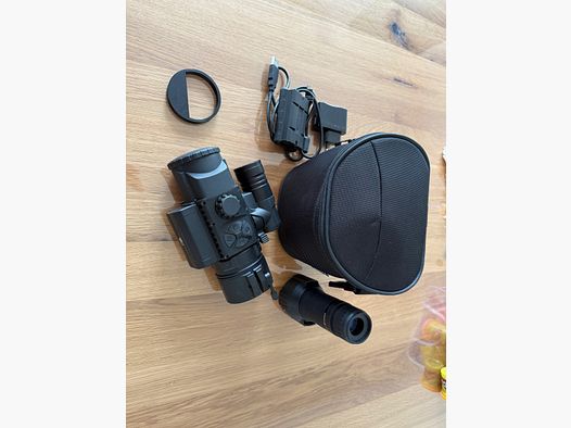 Pulsar FN455 visione notturna/ dispositivo di attacco