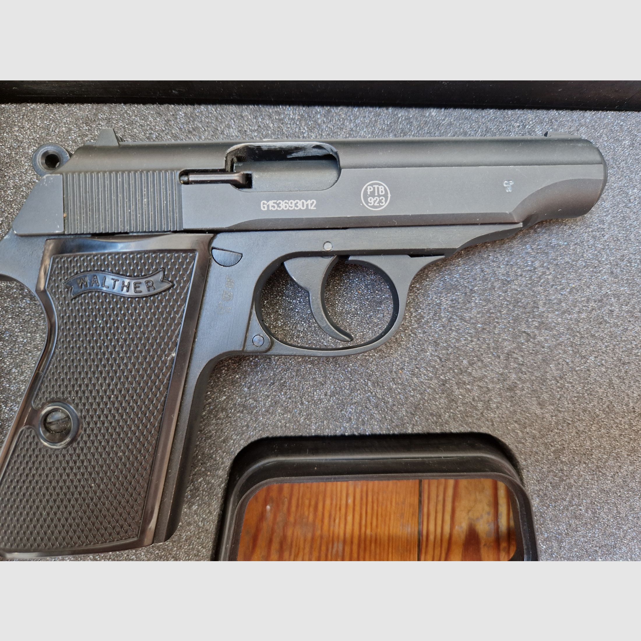 Walther PP 9 mm P.A.K.