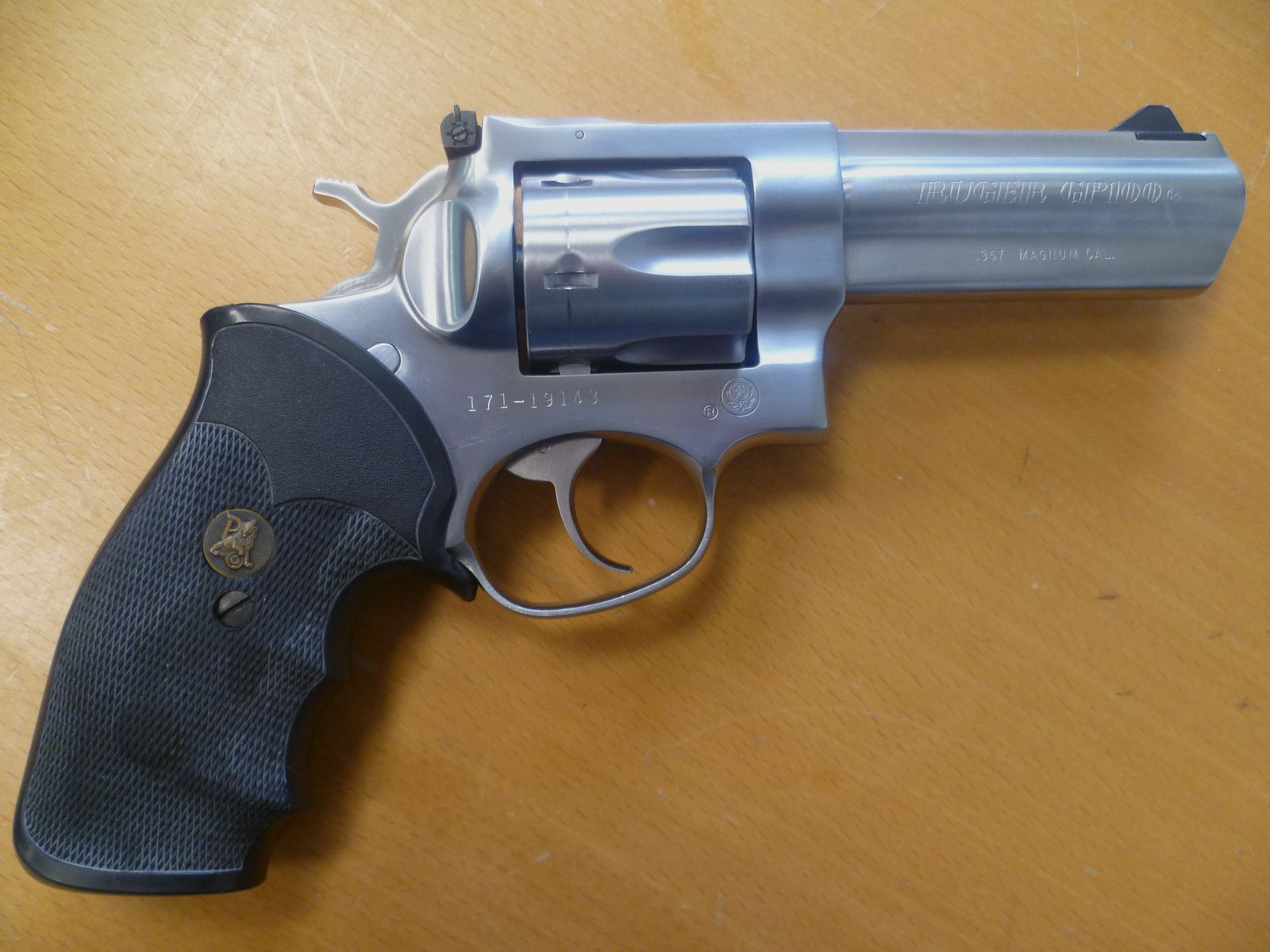 Revolver Ruger GP 100 .357 Magnum