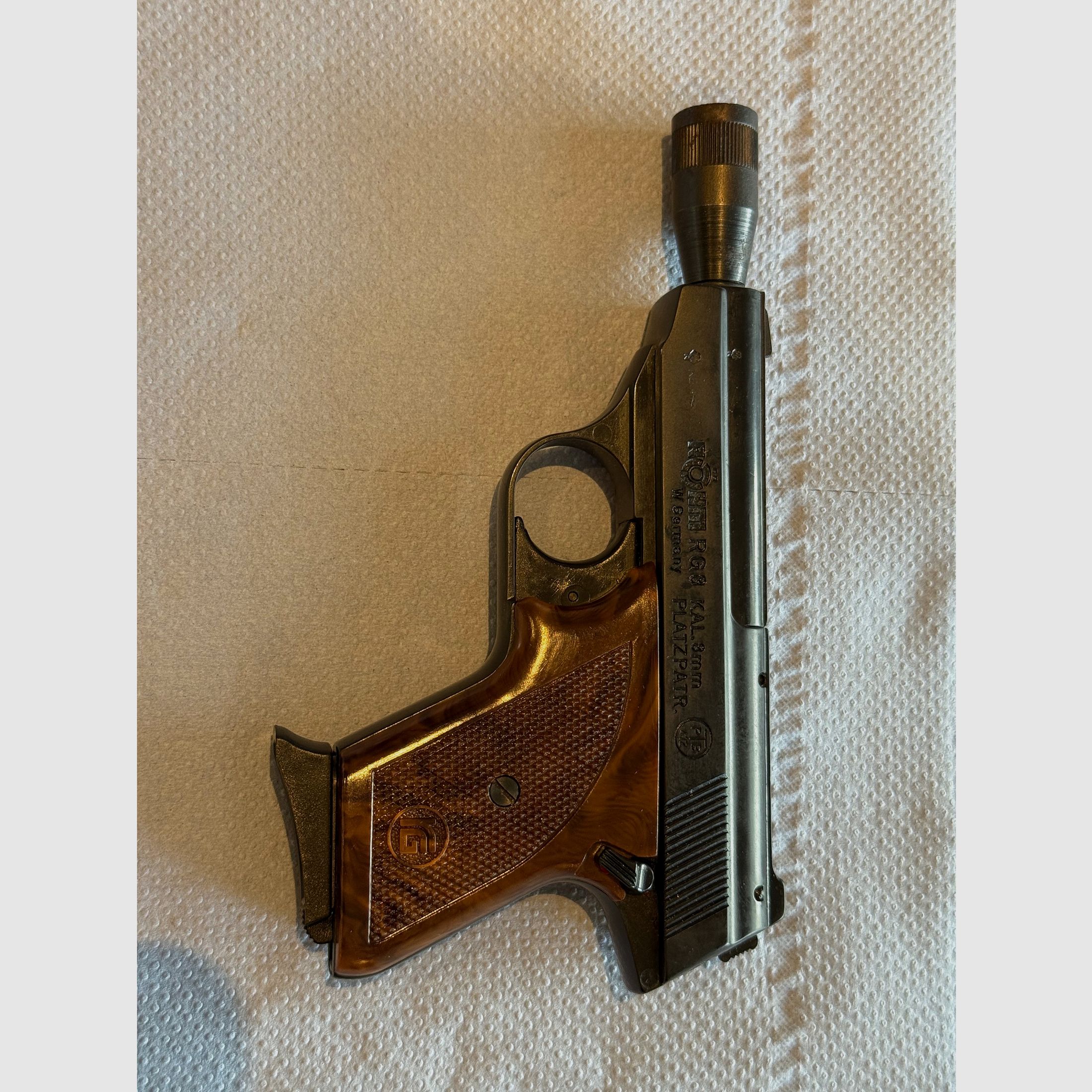 Röhm RG 8 – Schreckschusspistole im Kaliber 8mm (PTB 412)