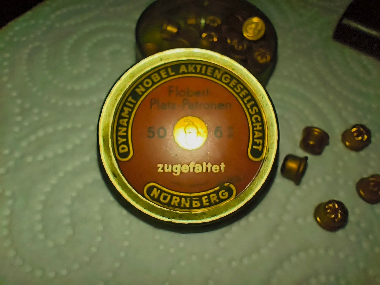 Derringer 6mmK, mit alten Platzpatronen 