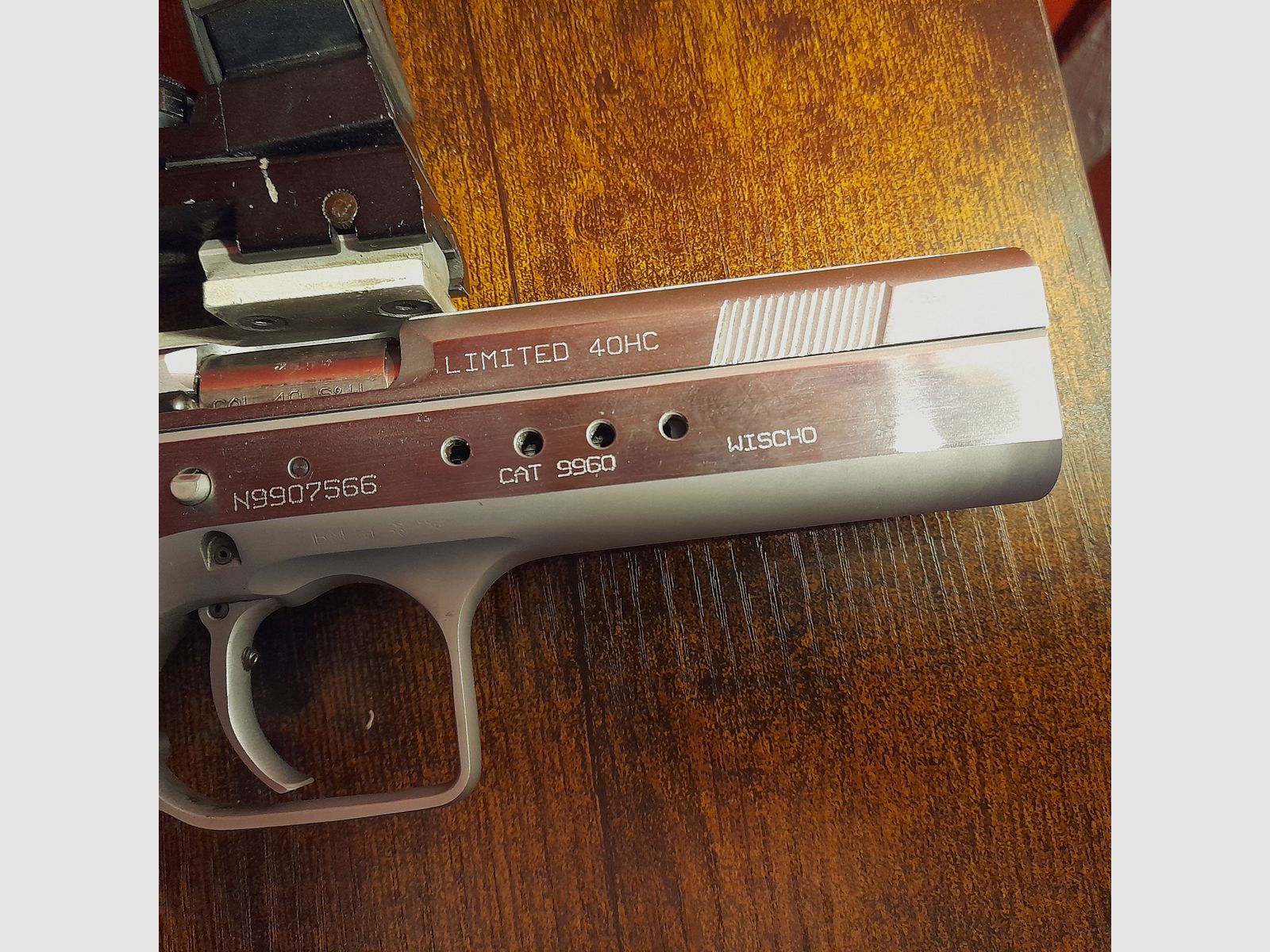 TanfoglioLimited 40 HC CAT 9960 4" con sistema intercambiable en 9mm Luger