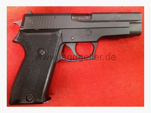 SIG Sauer P220 9mmLuger