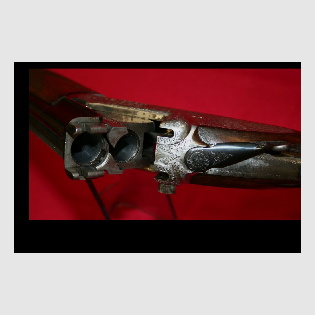 Turin with side lock