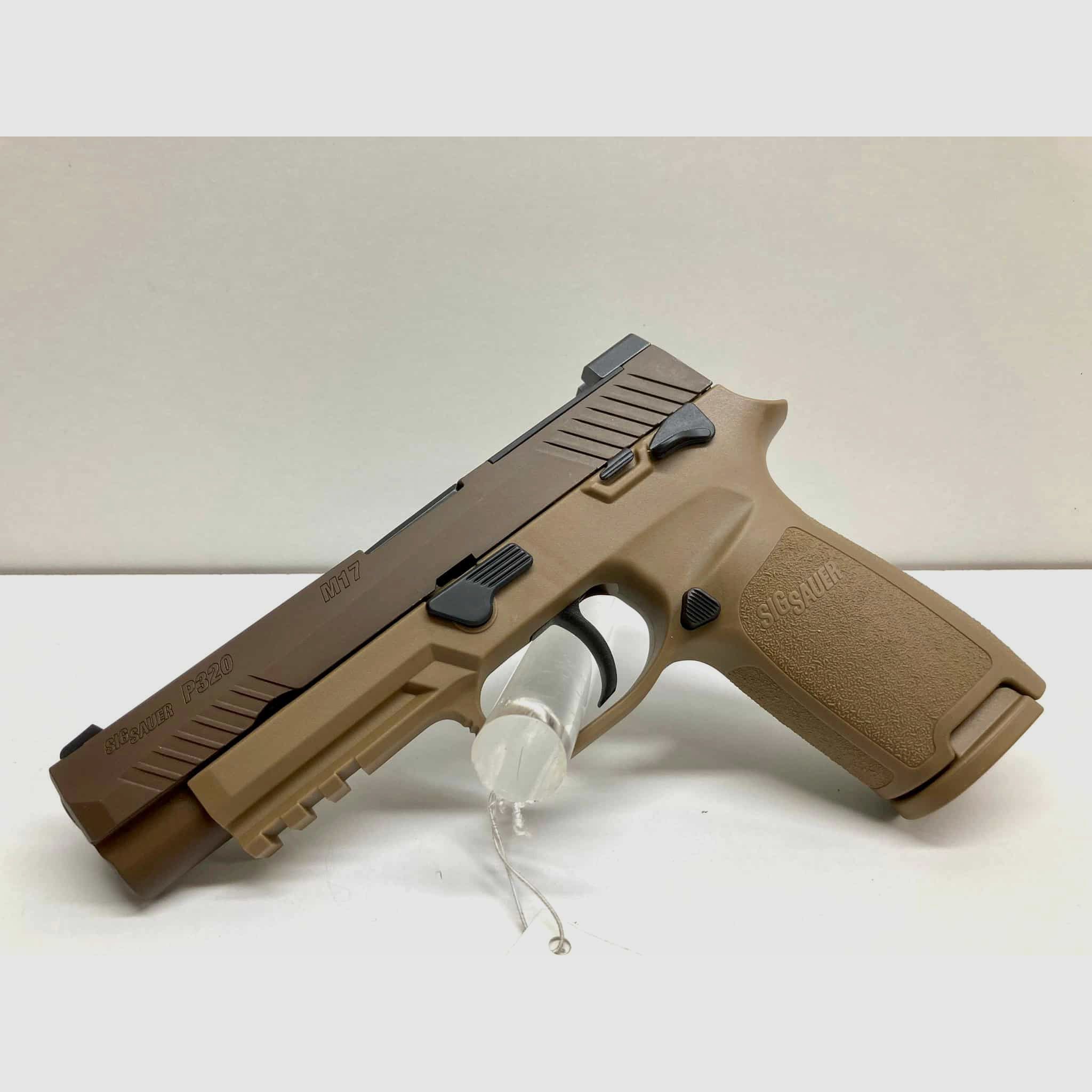Sig Sauer P320 M17 Coyote OR
