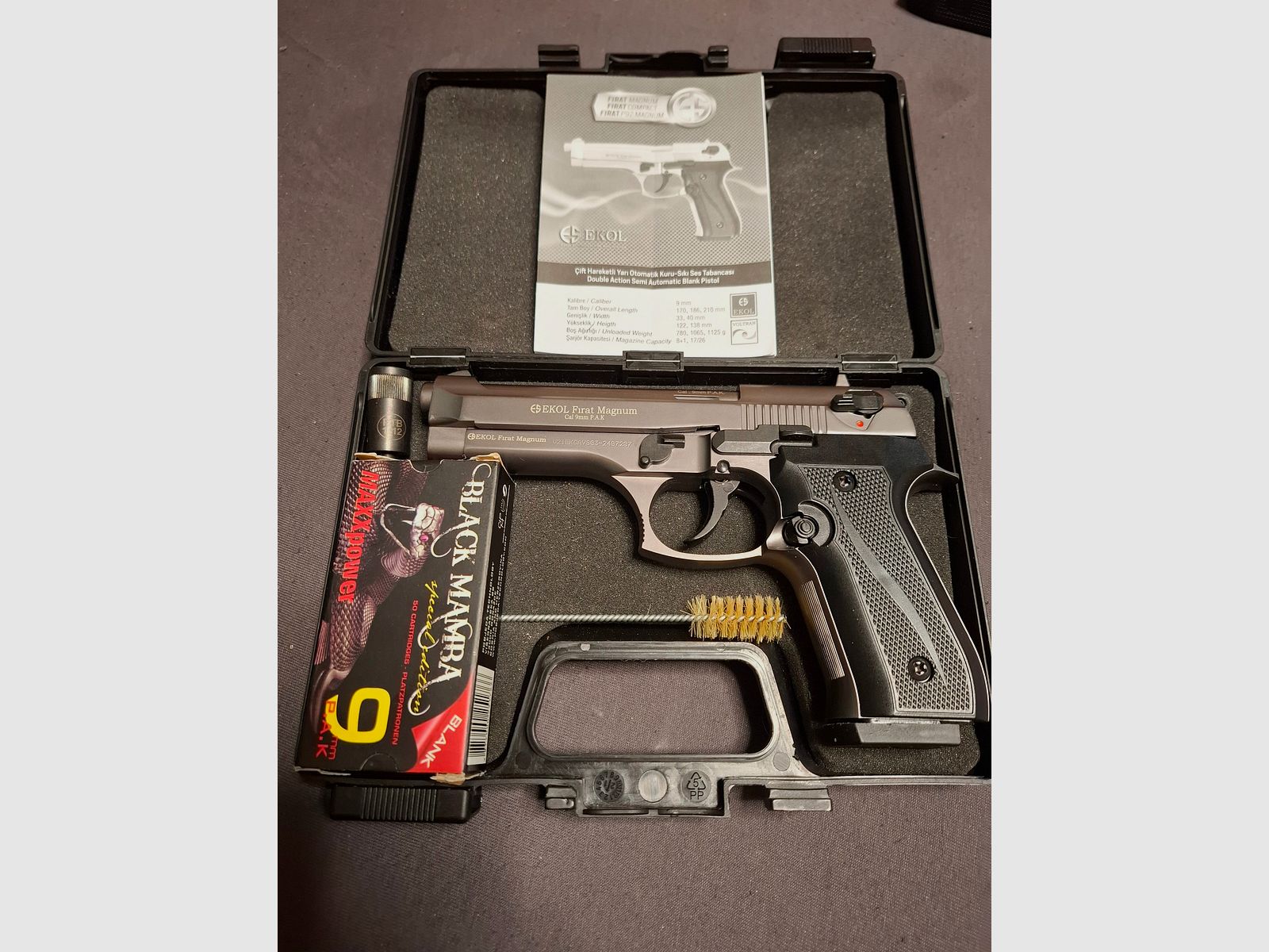 Ekol Firat Magnum Titan 9mm P.A.K. met munitie