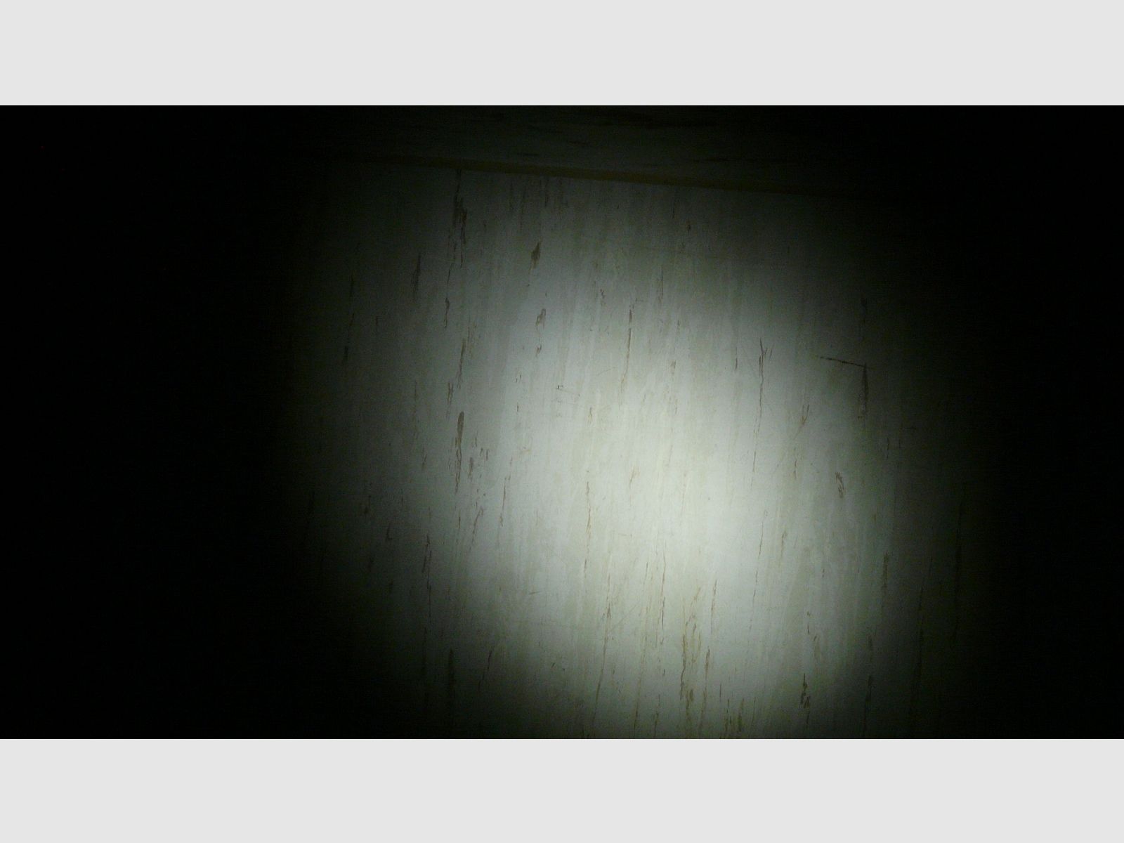 Latarka LED od LED LENSER model V2