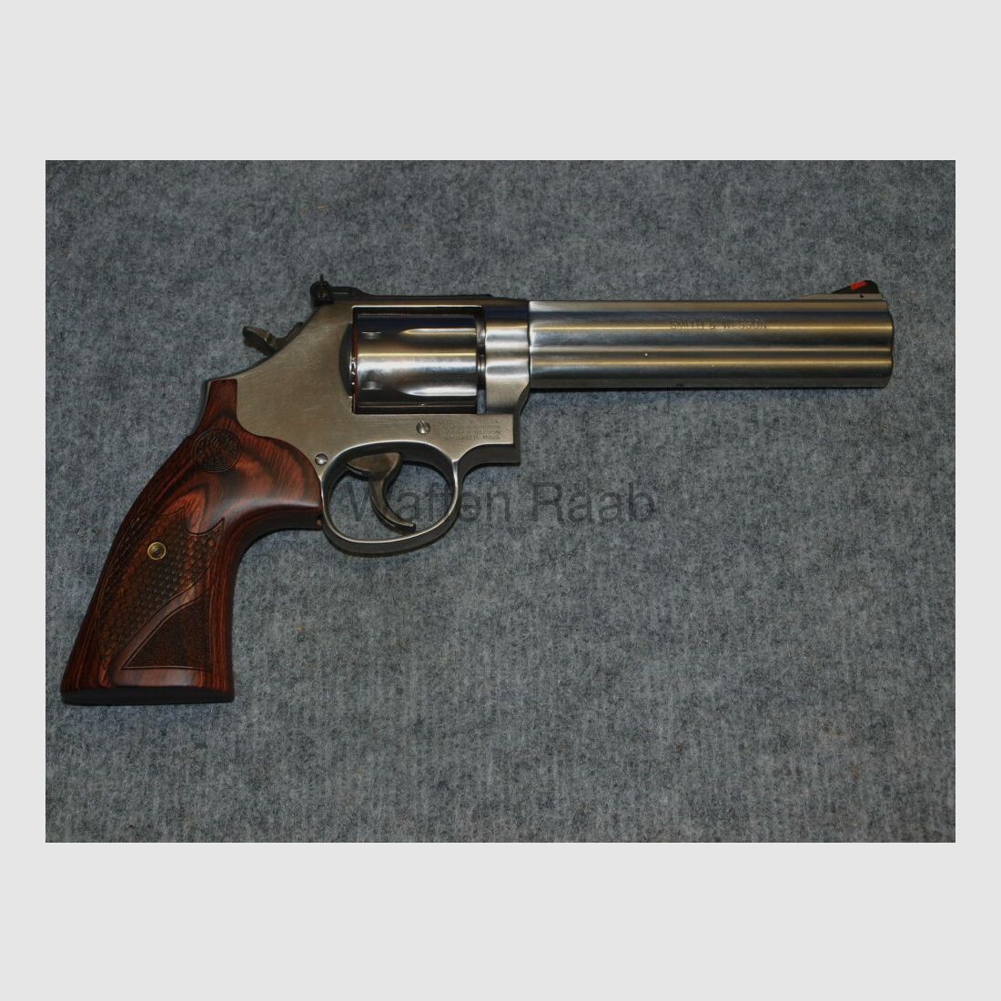 Smith & Wesson S&W 686 Plus DELUXE