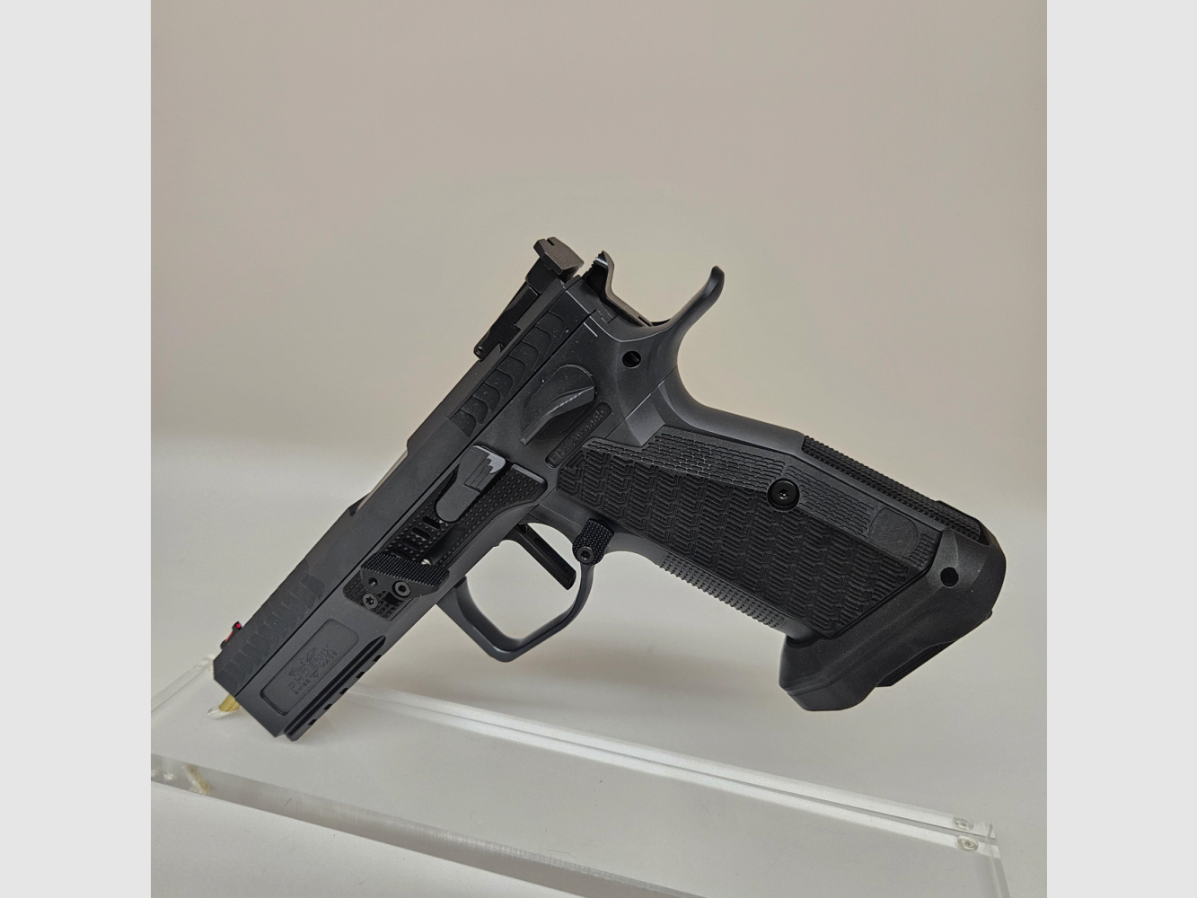 Phoenix Drake Standard, destro, nero, solo SA, mirino in fibra rossa, OR LPA, 9 x 19mm, impugnatura in alluminio DR