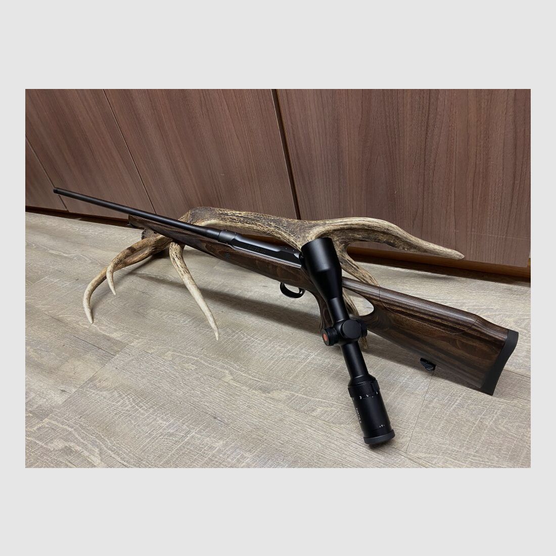 Sauer 101 GTI, mit Leica Fortis 6 2-12x50 i