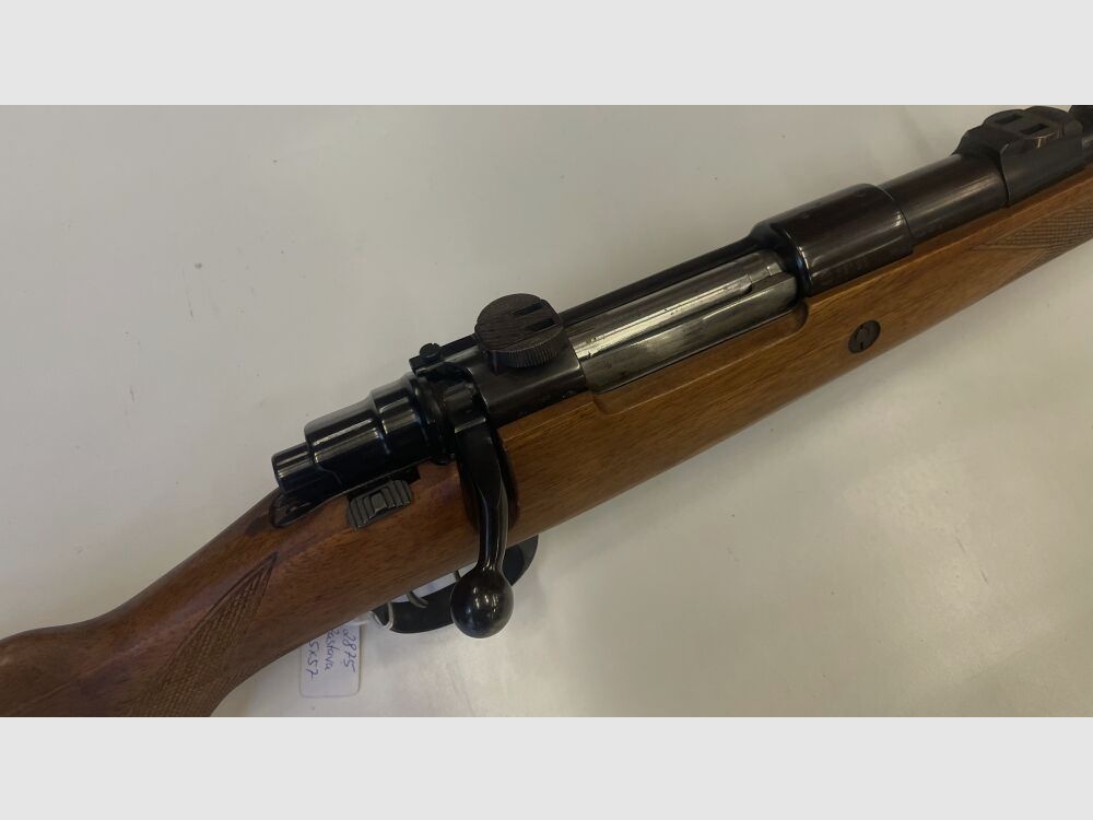 Zastava Stutzen, Bild 2 von 5