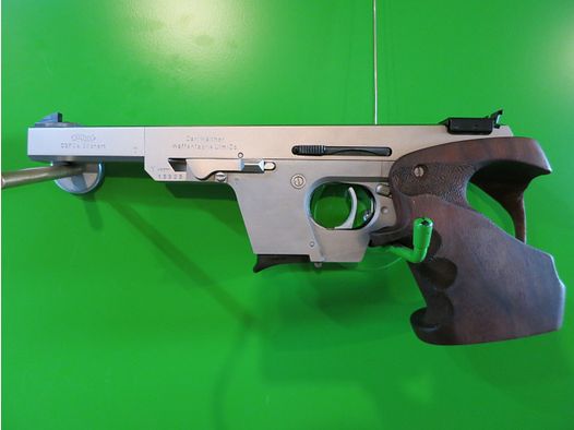 Sport-Pistole Walther OSP Kaliber .22lr, NILL Sport-Griff, .22 Short, Nickel-Version    #79-