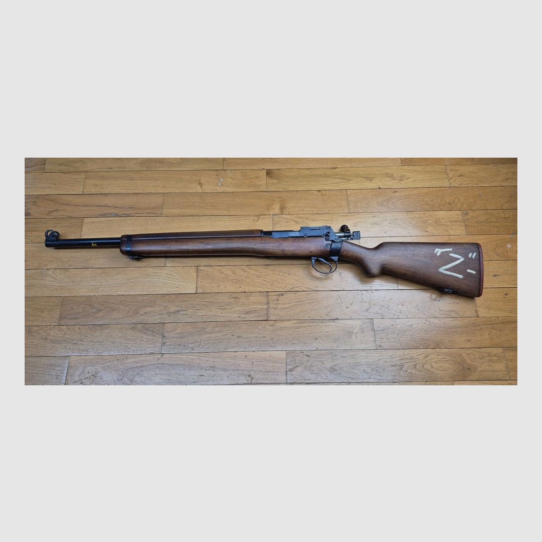 Schöner Lee-Enfield N°8 MKI – Britische Vorschriftstraining-Waffe – Kal. .22LR – Fazakerley-Fertigung von 1952 – Schönes militärisches „zivilisiertes“ Exemplar – Militärdiopter von guter Qualität – Sehr schöner Lauf und gute Mechanik – schönes Holz – TBE, Bild 22 von 31